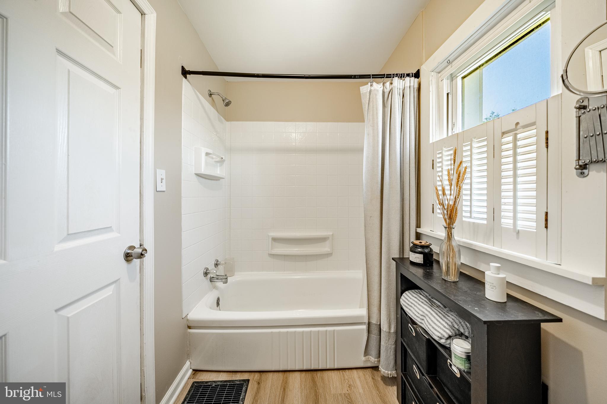 NORWOOD - Residential