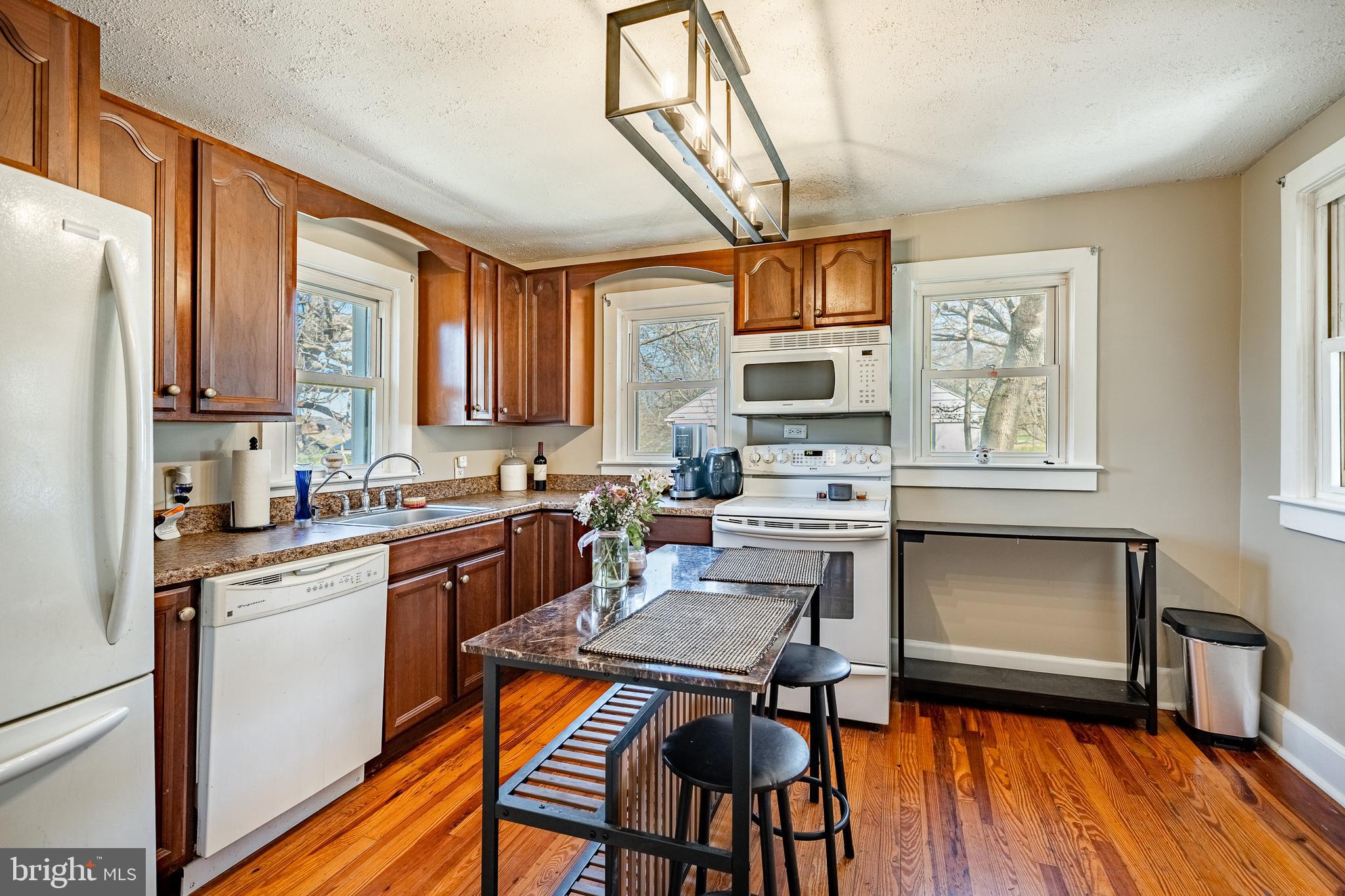 NORWOOD - Residential