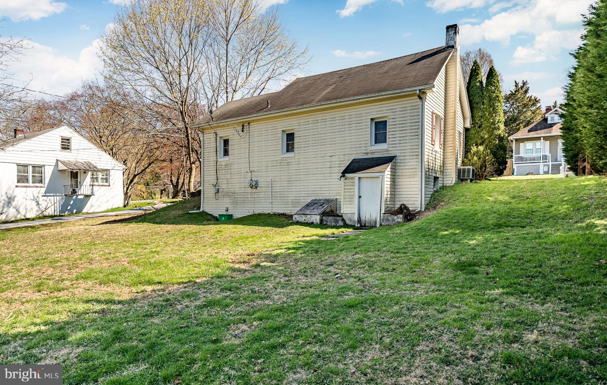 NORWOOD - Residential