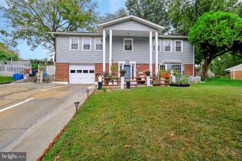 Homes For Sale - 14117 Chelmsford Road<br/> Montgomery County, ROCKVILLE, MD 20853