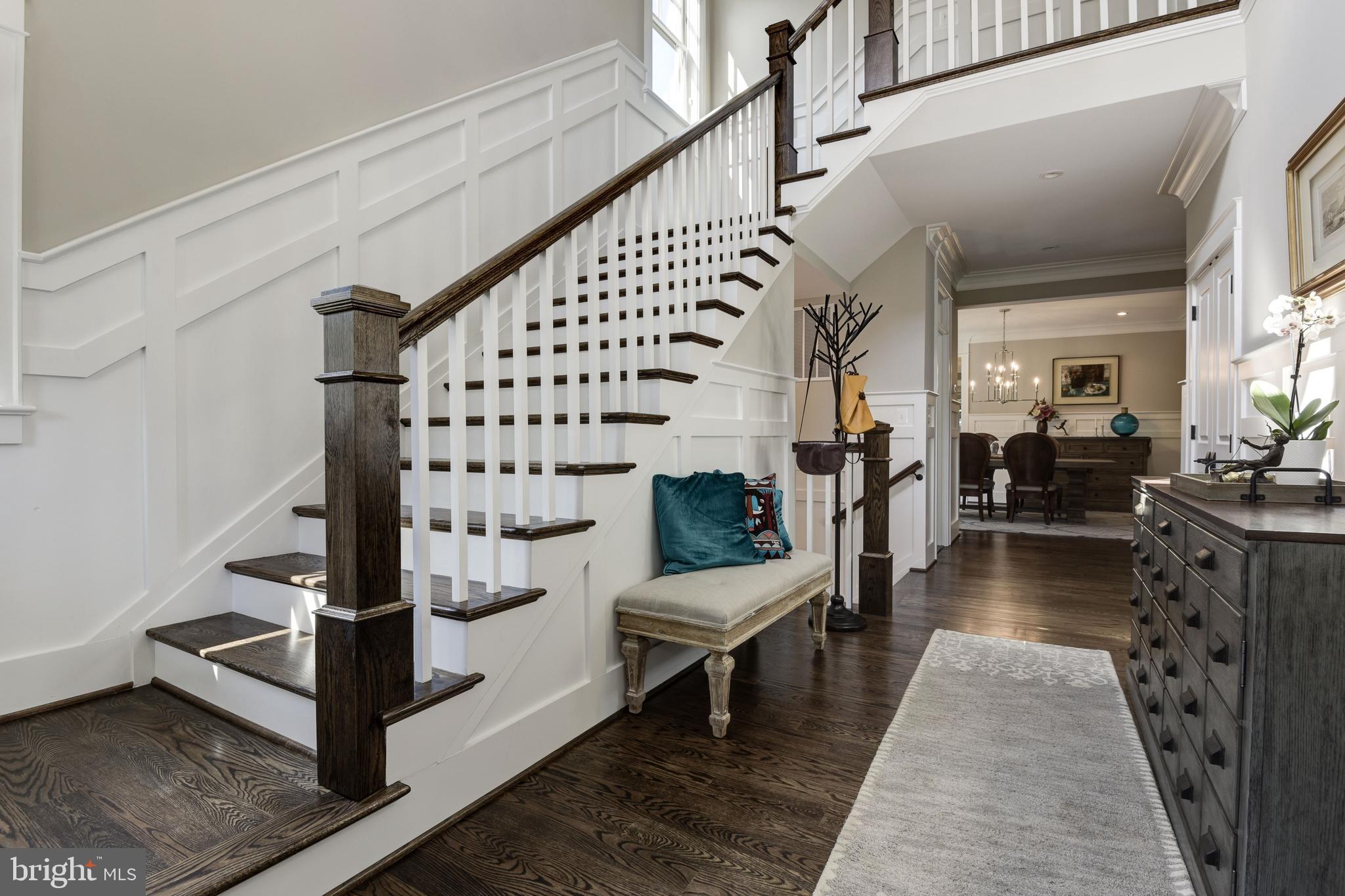 LEE LEXINGTON - Residential