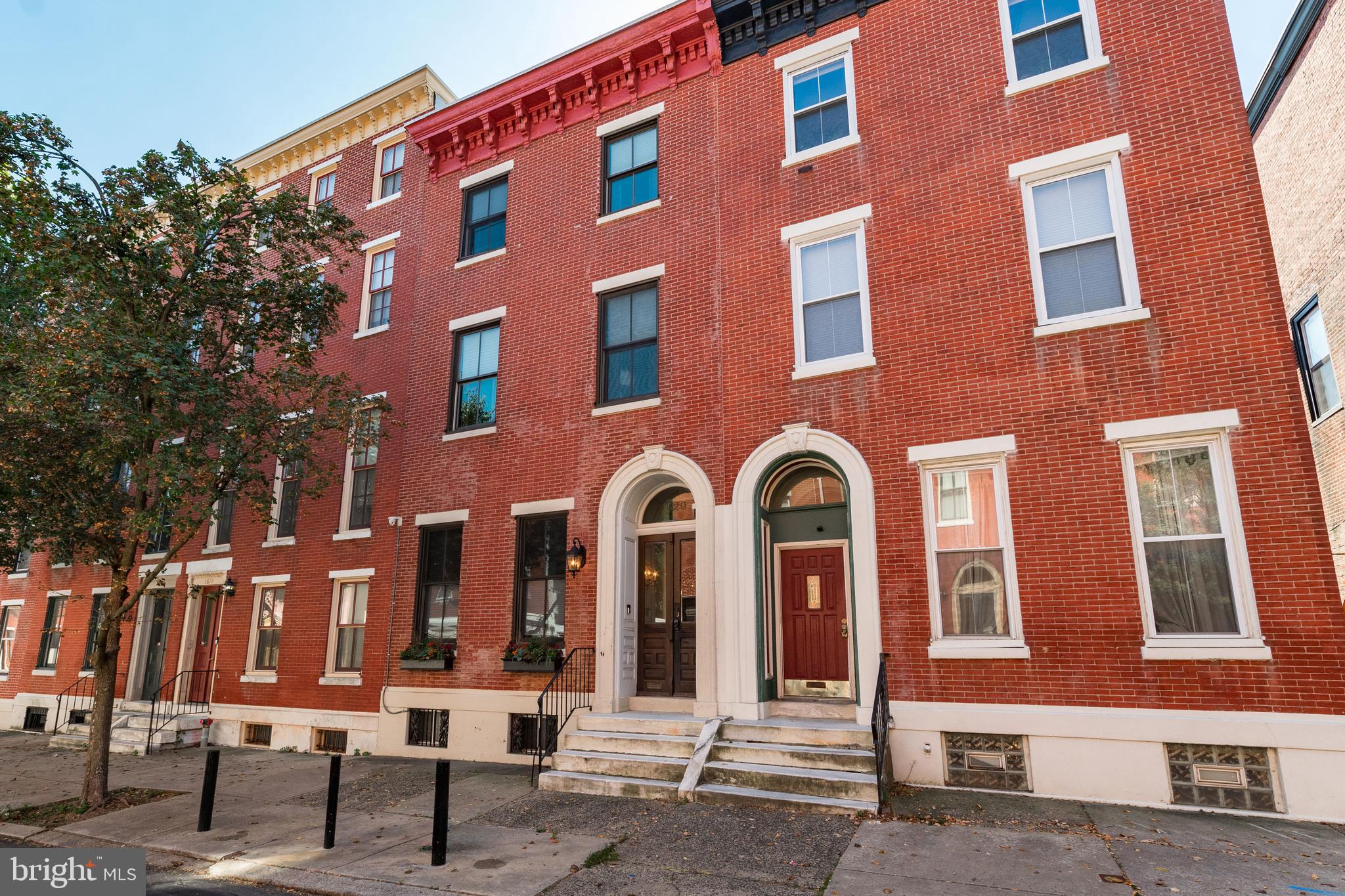 FAIRMOUNT - Residential Lease