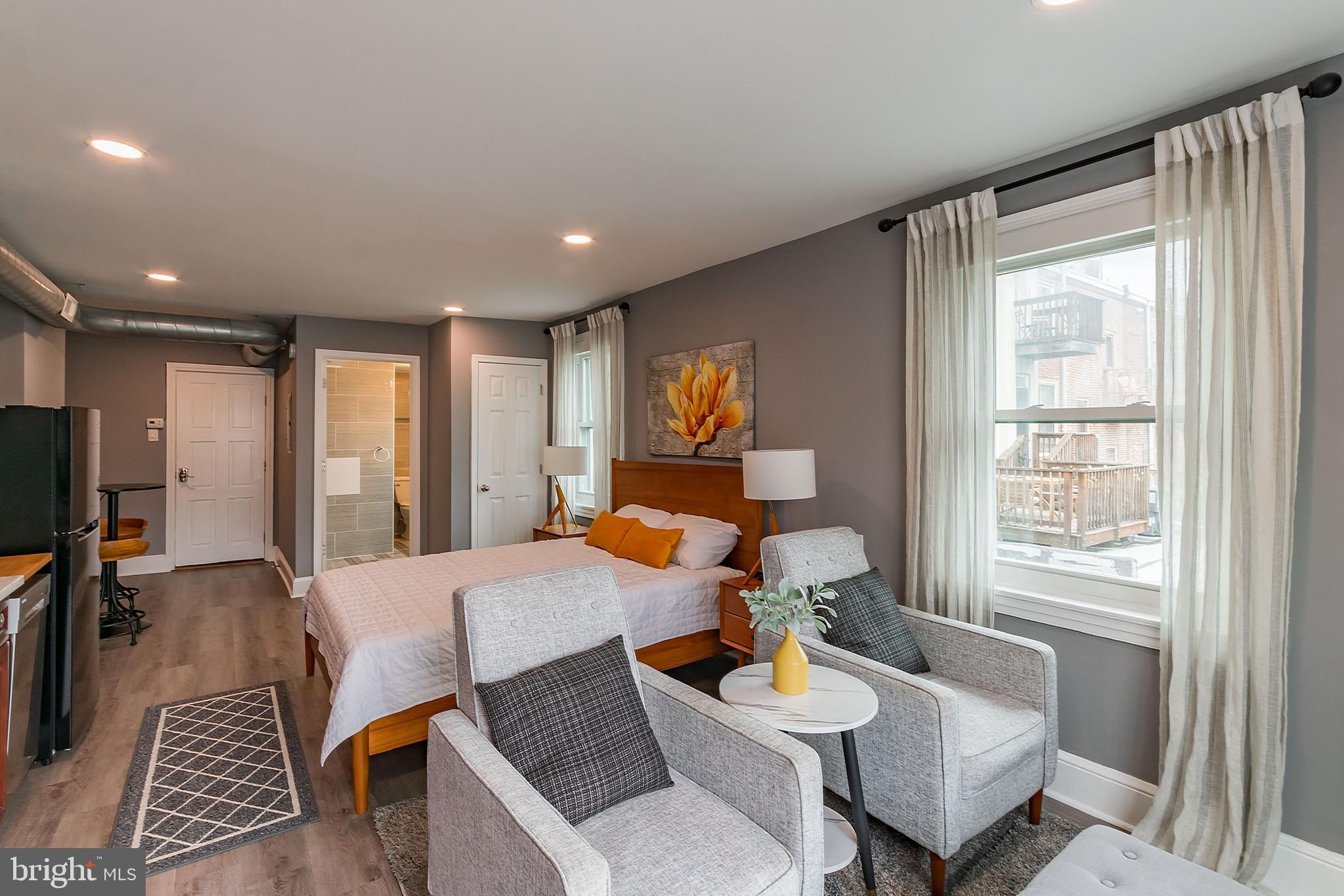 FAIRMOUNT - Residential Lease