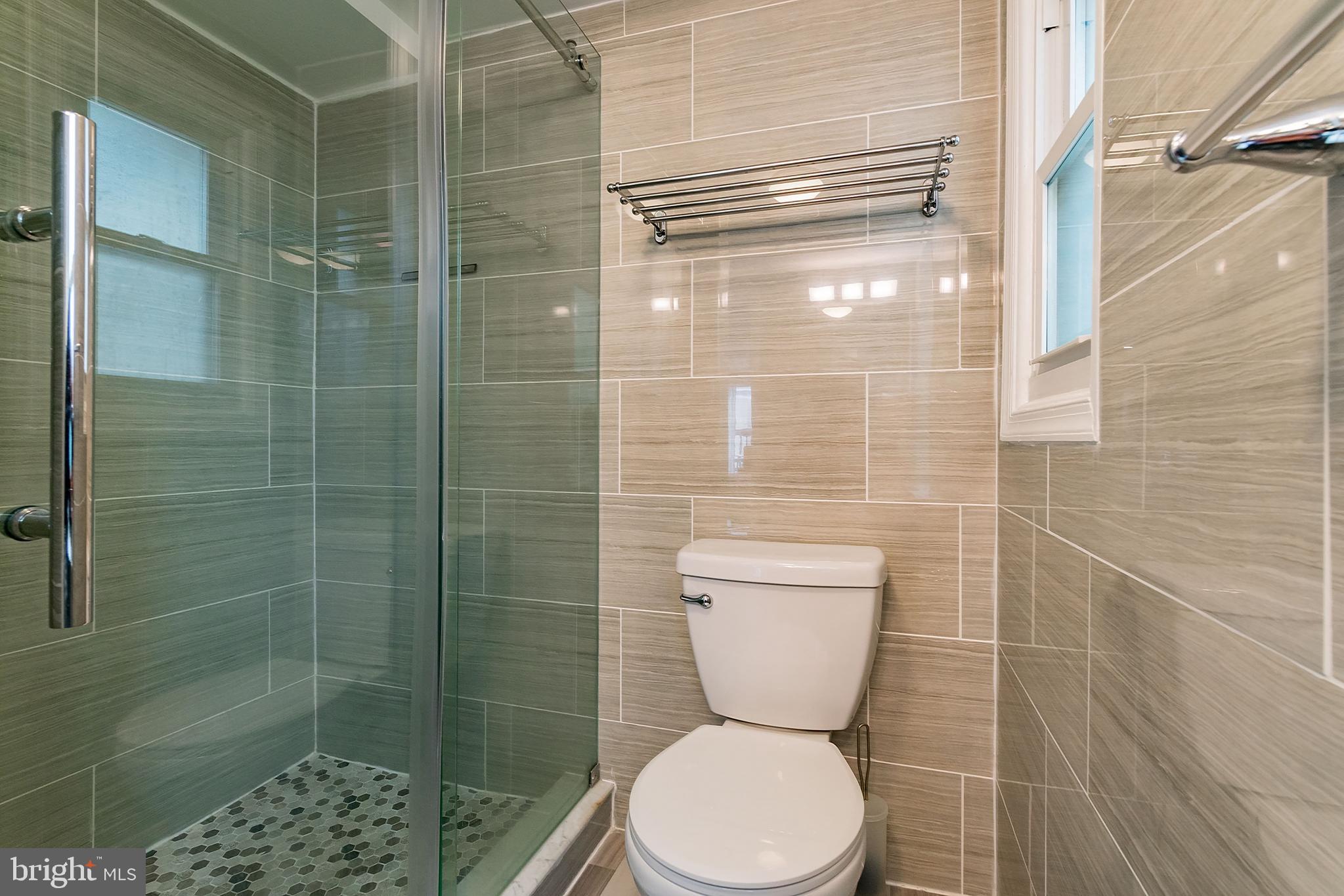 FAIRMOUNT - Residential Lease