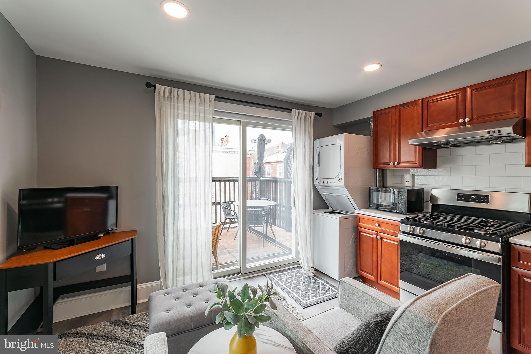 FAIRMOUNT - Residential Lease