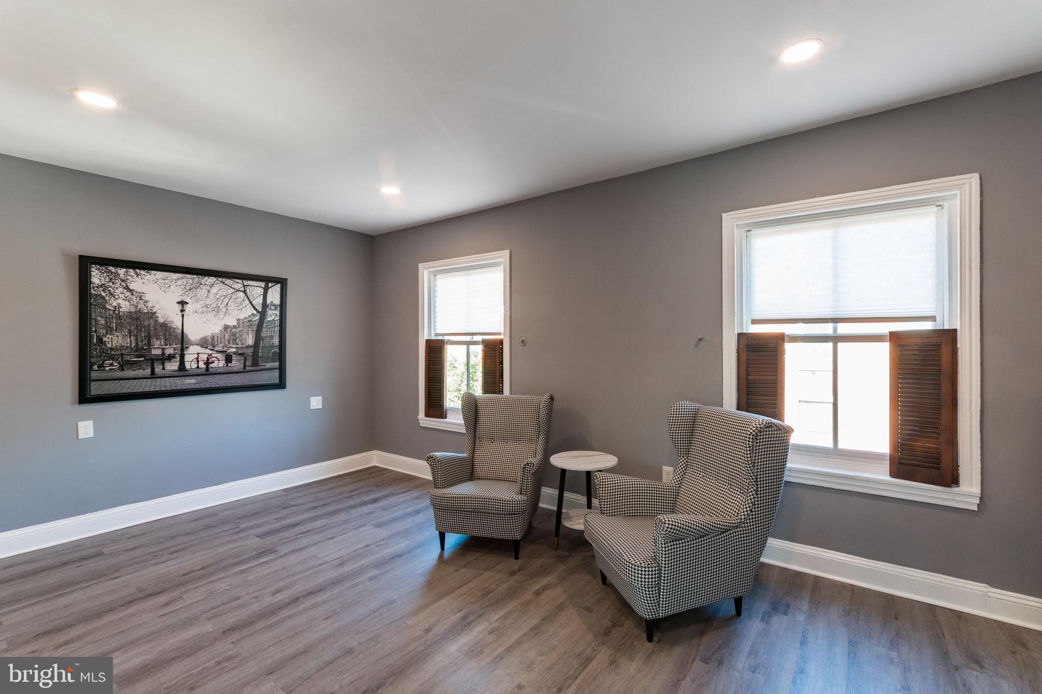 FAIRMOUNT - Residential Lease