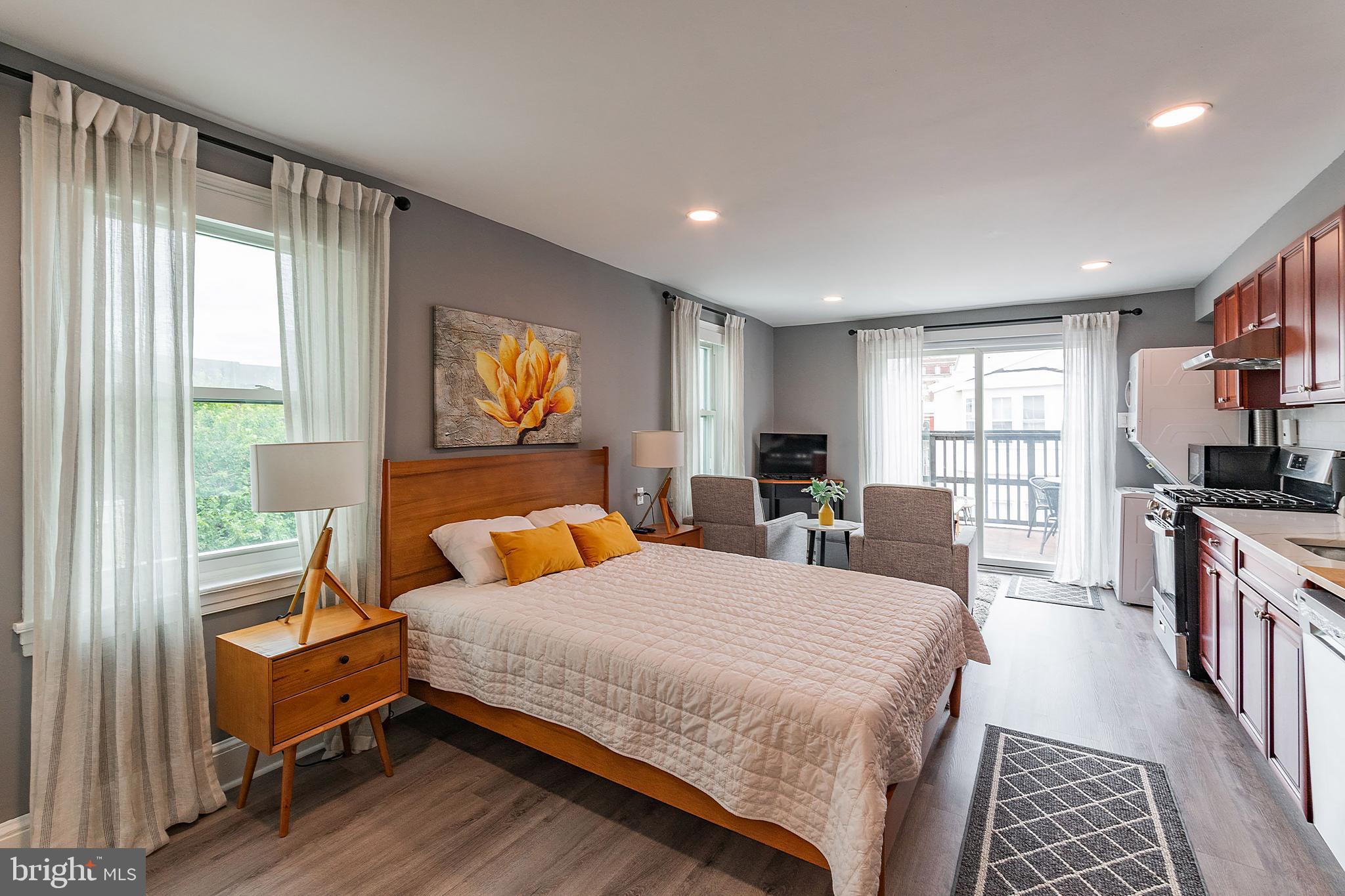 FAIRMOUNT - Residential Lease