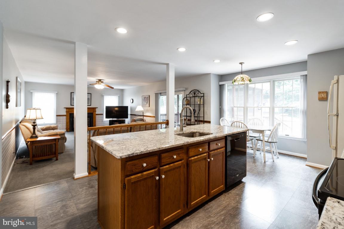 WOODLAND RUN - Residential