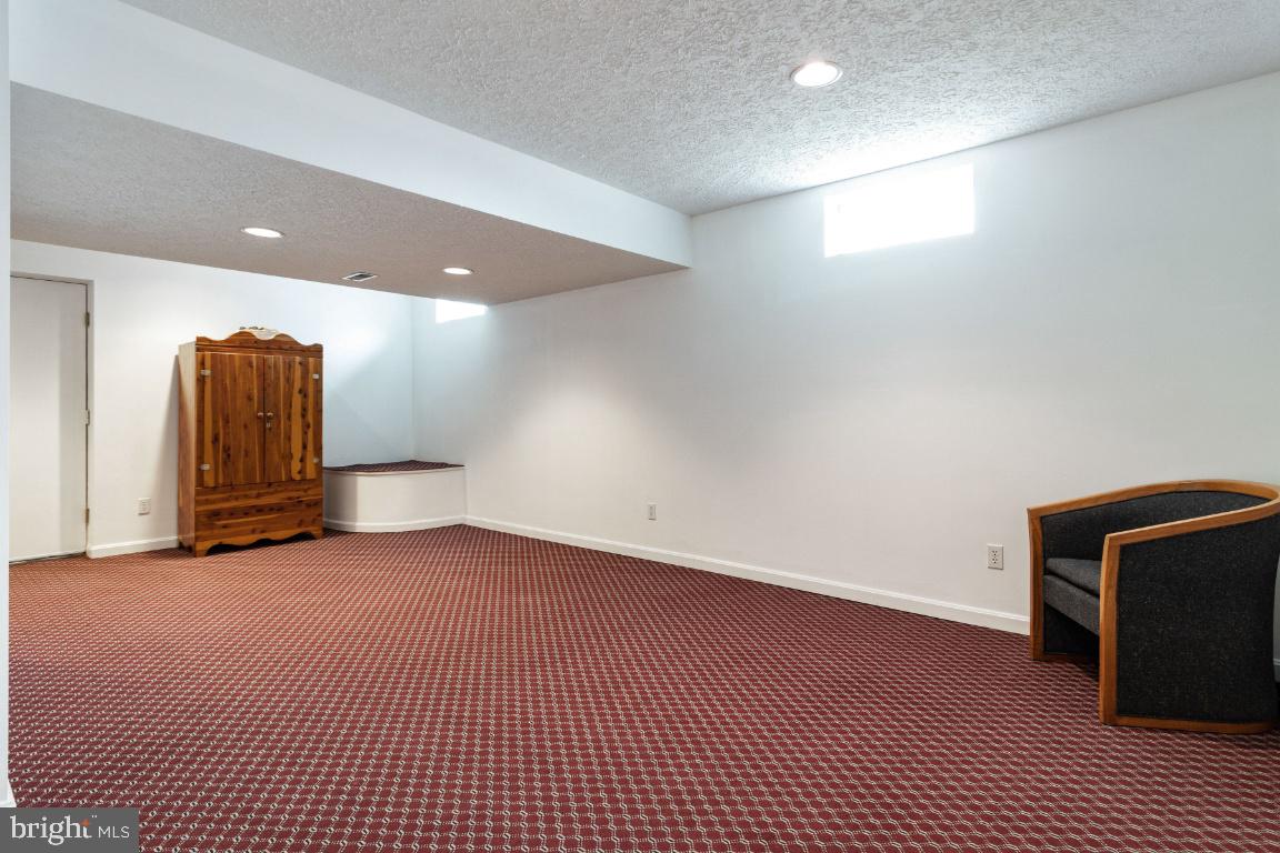 WOODLAND RUN - Residential