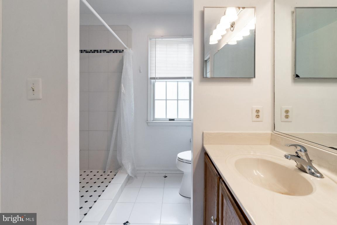 WOODLAND RUN - Residential