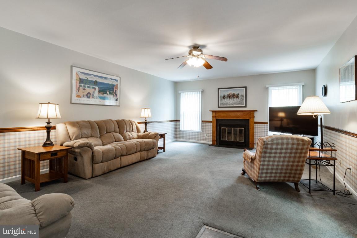 WOODLAND RUN - Residential