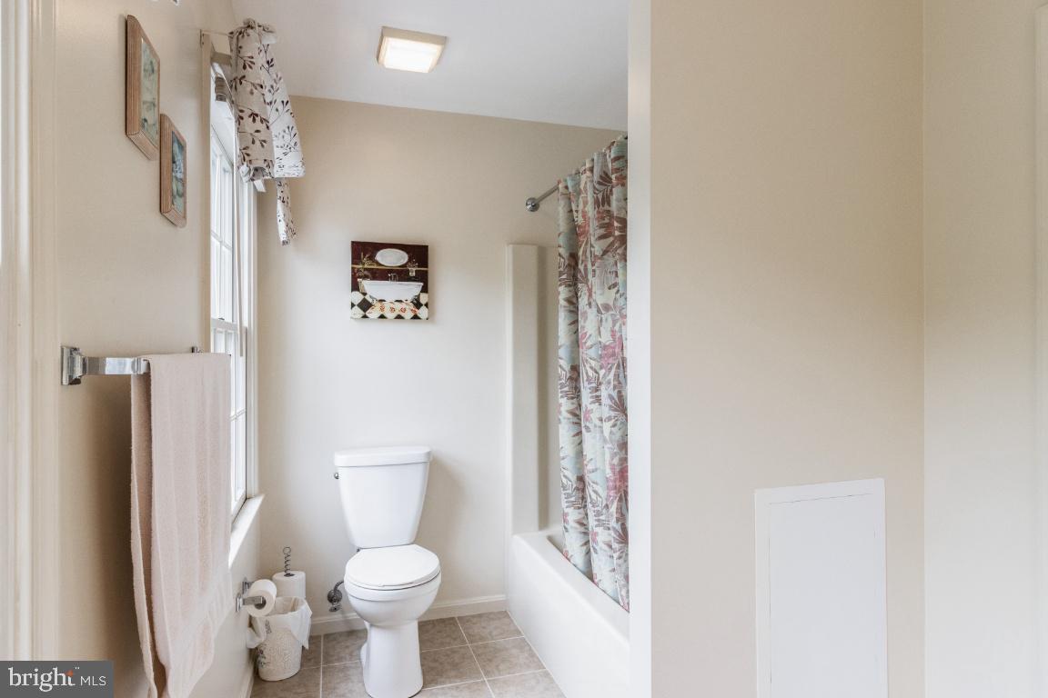 WOODLAND RUN - Residential