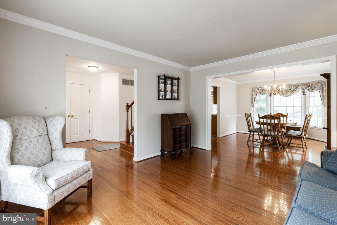 WOODLAND RUN - Residential