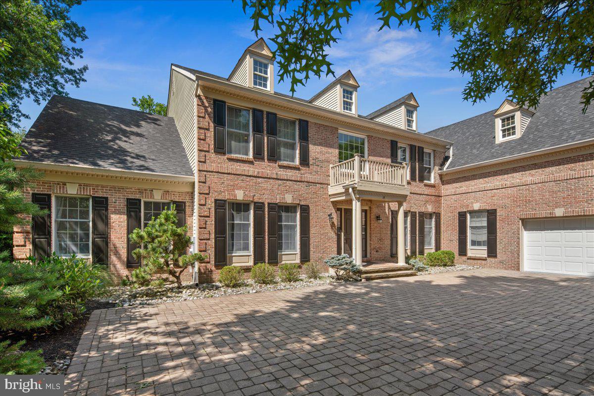 14 WALKER DRIVE