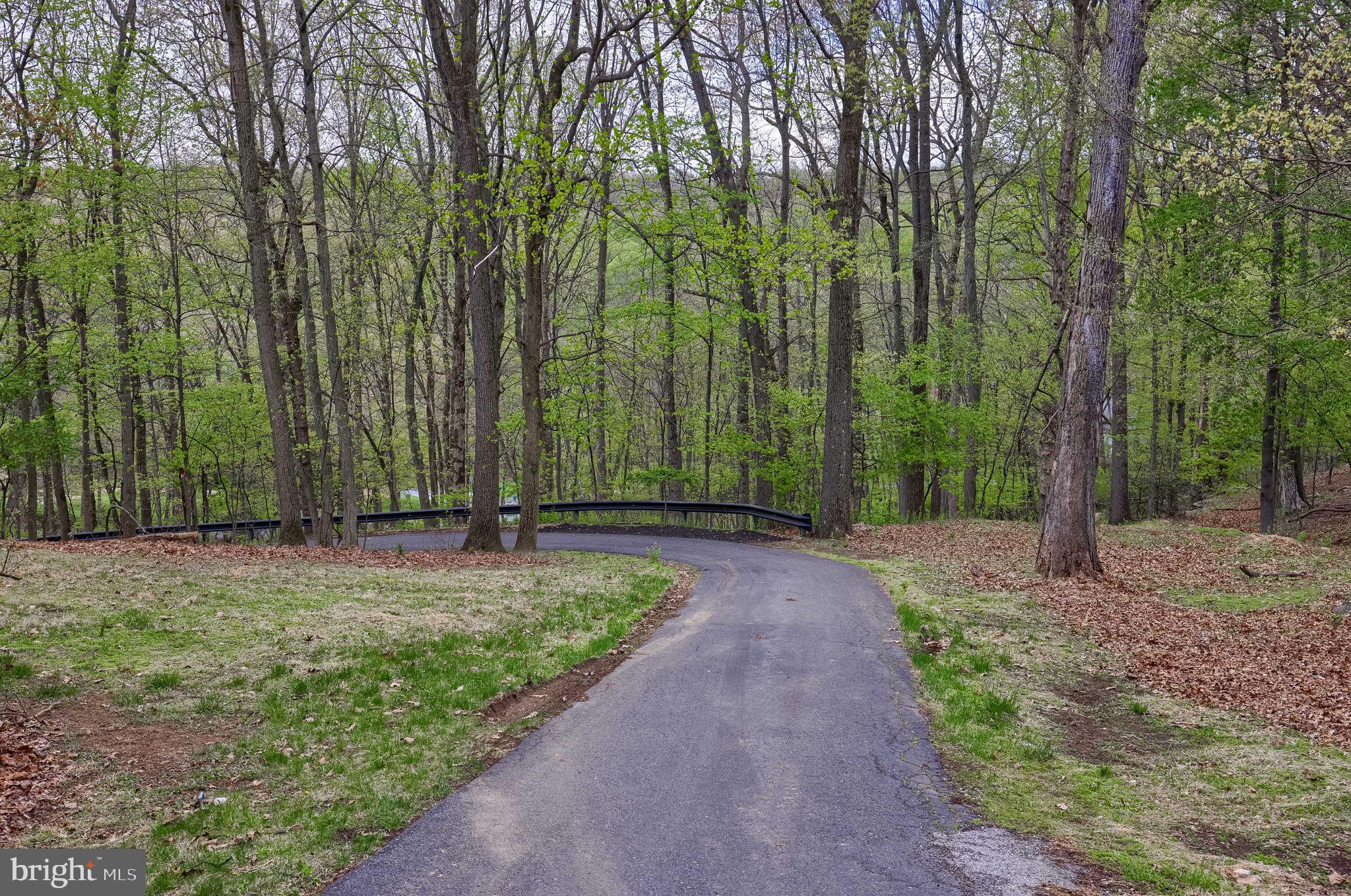 WYNDHAM HILL - Residential