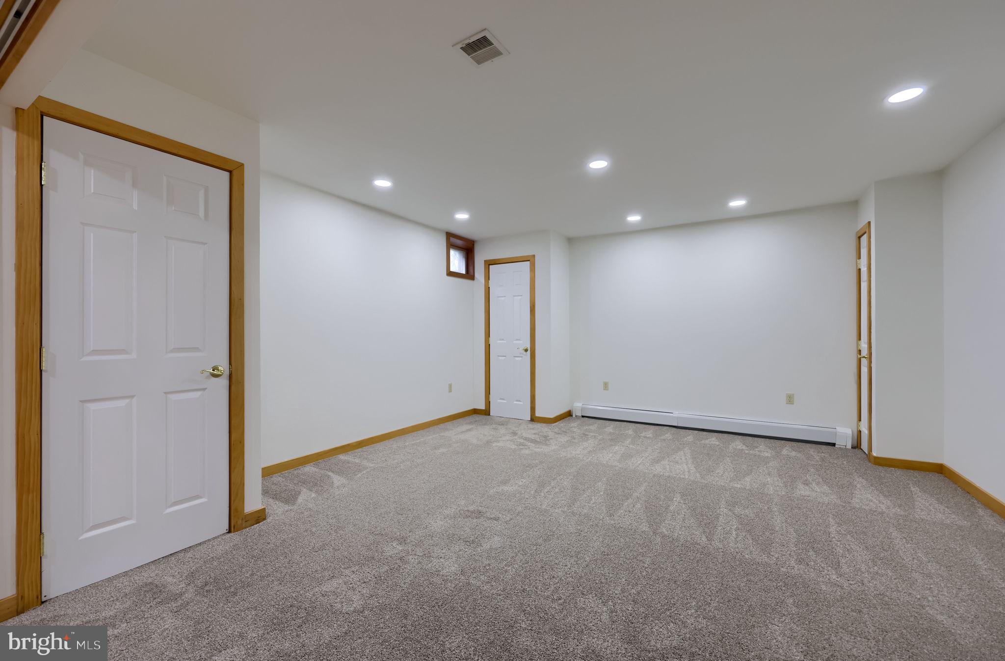 WYNDHAM HILL - Residential