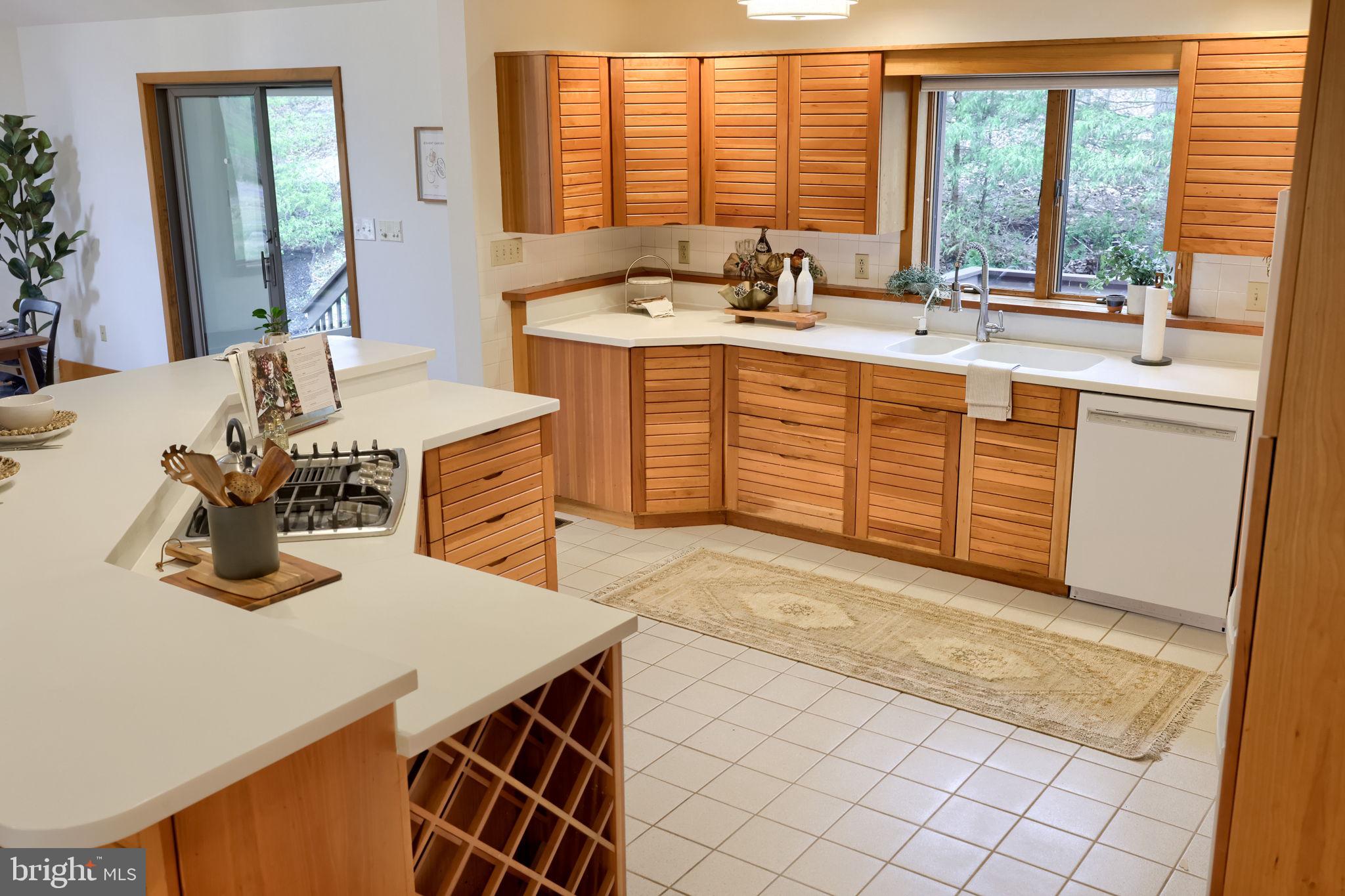 WYNDHAM HILL - Residential