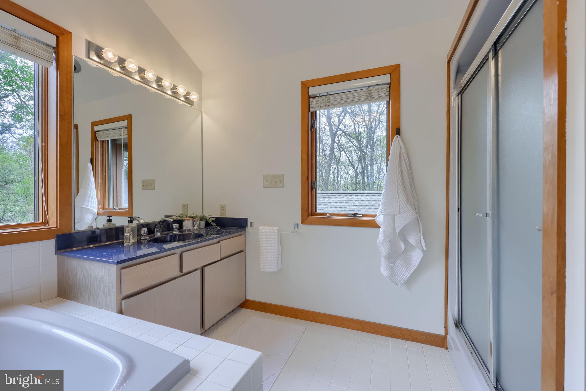 WYNDHAM HILL - Residential