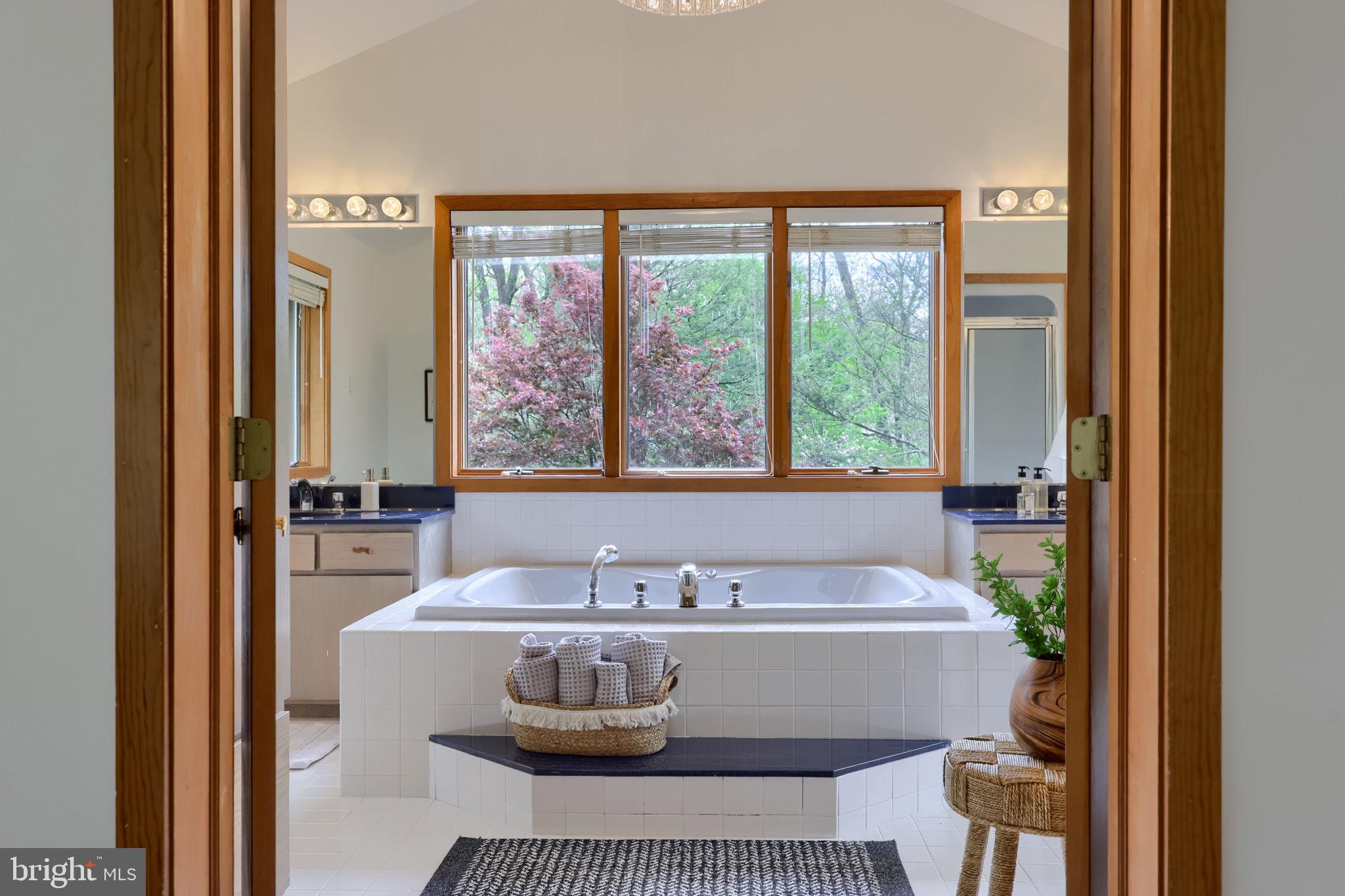 WYNDHAM HILL - Residential