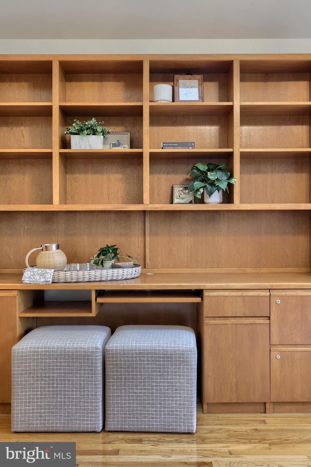 WYNDHAM HILL - Residential