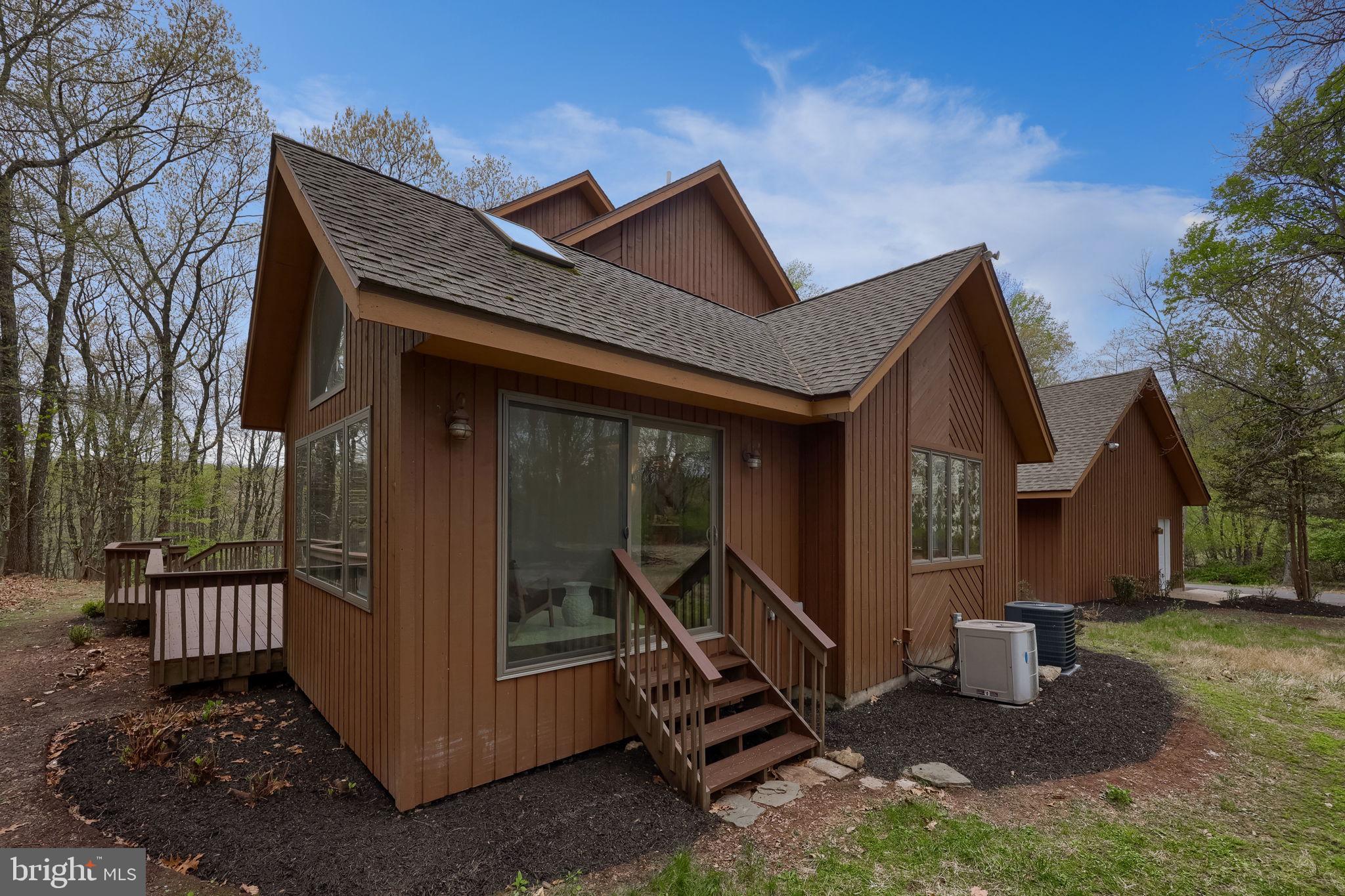 WYNDHAM HILL - Residential