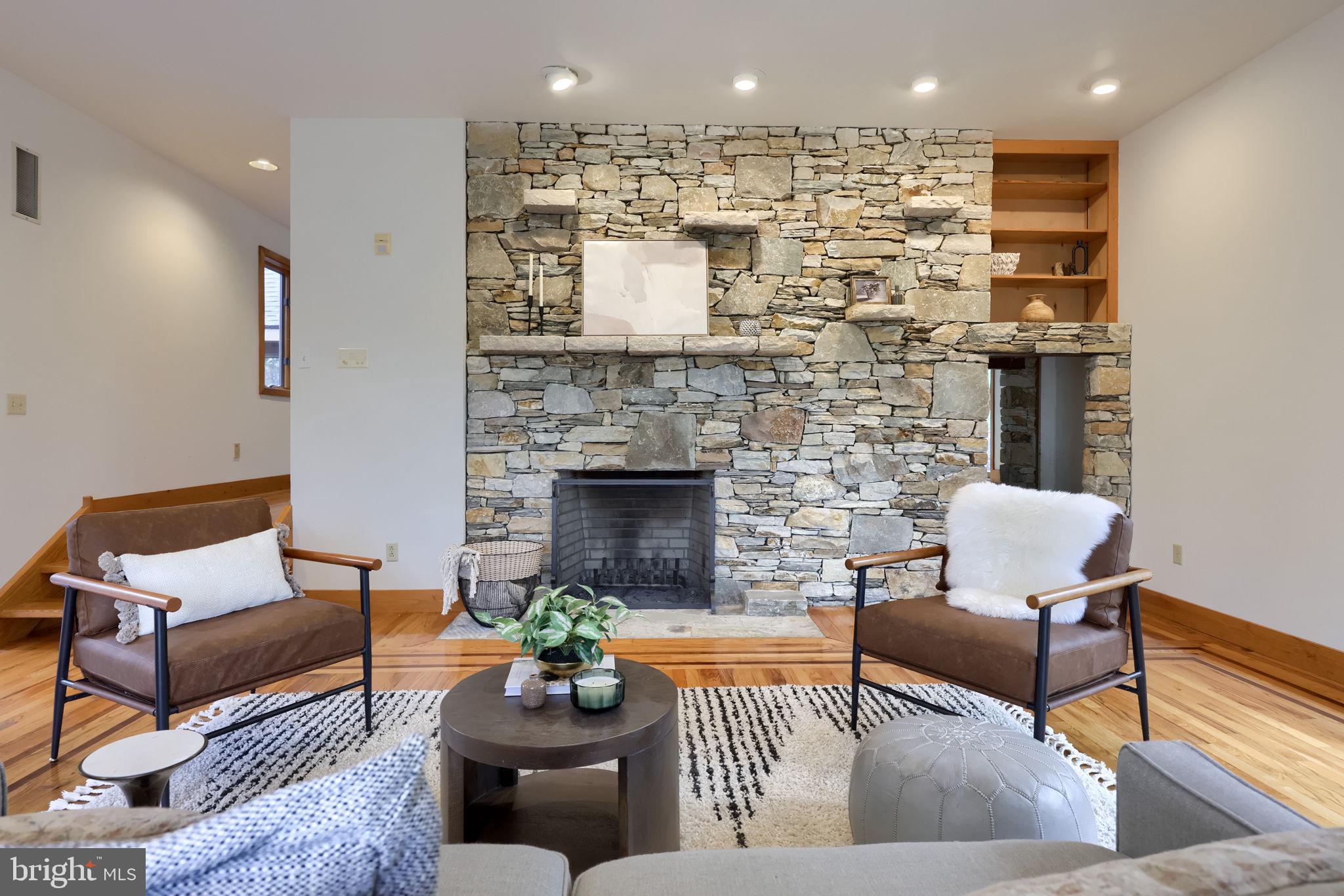 WYNDHAM HILL - Residential