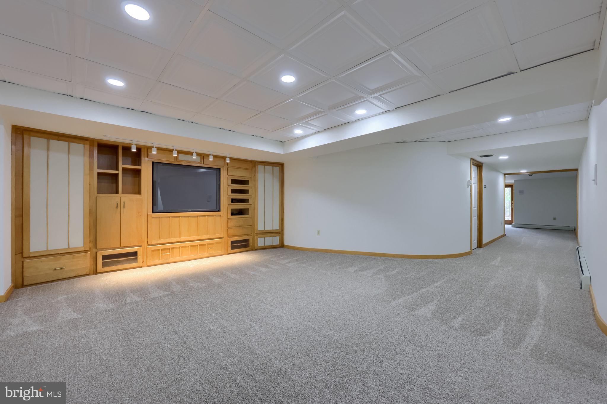 WYNDHAM HILL - Residential