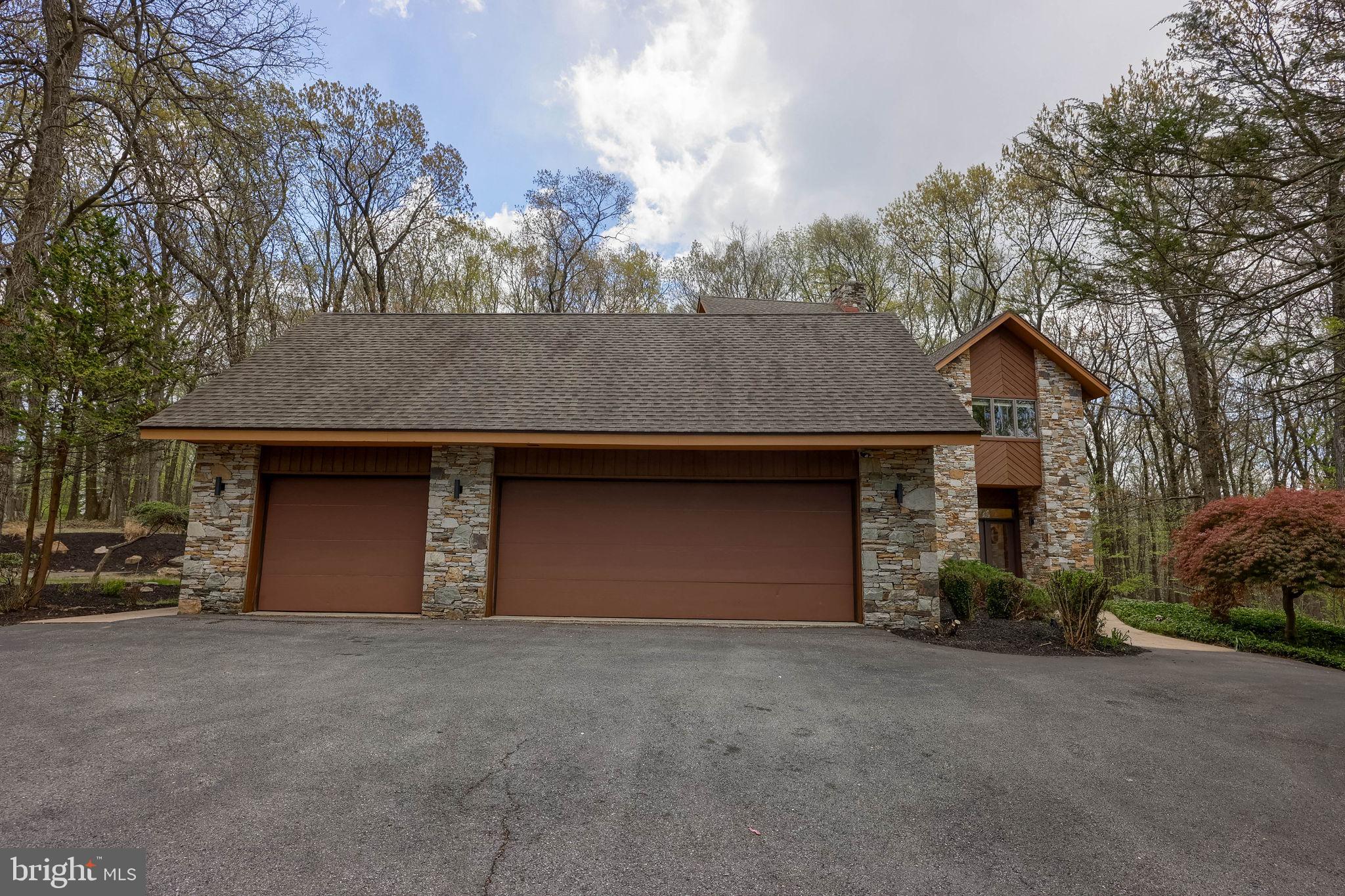 WYNDHAM HILL - Residential