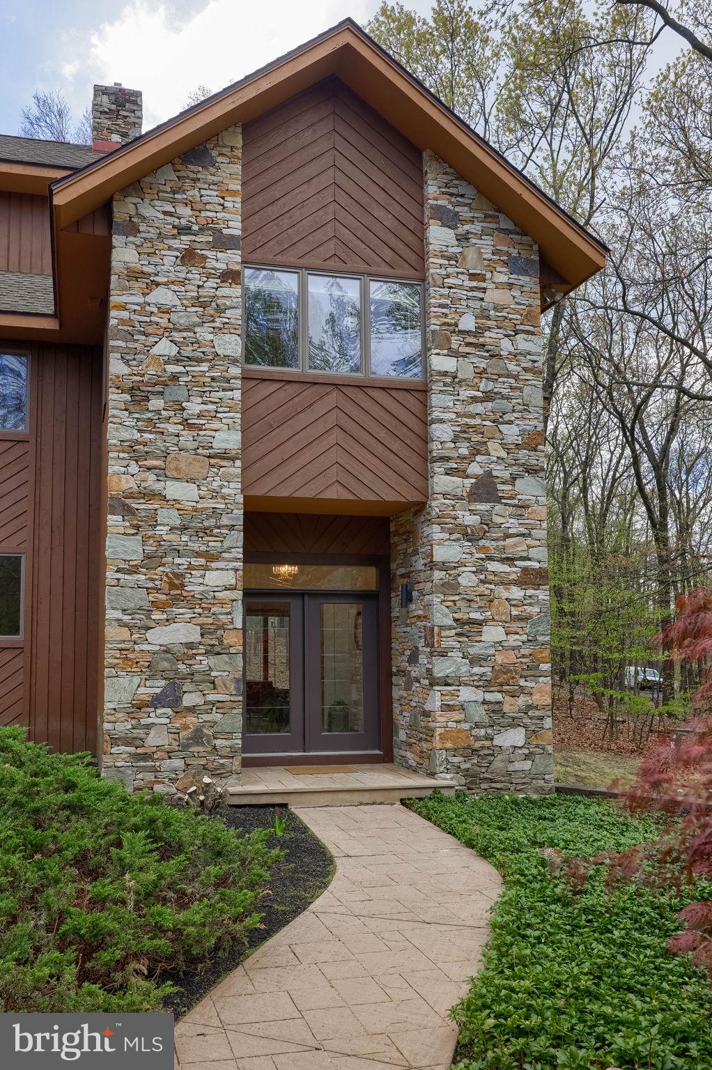 WYNDHAM HILL - Residential