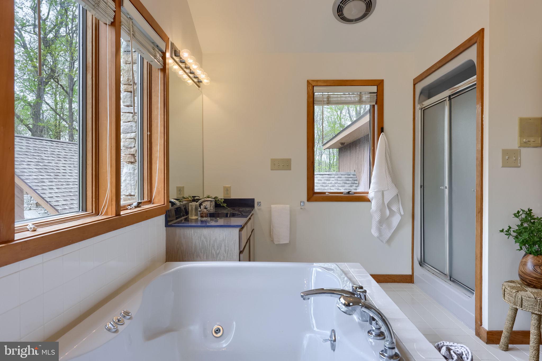 WYNDHAM HILL - Residential