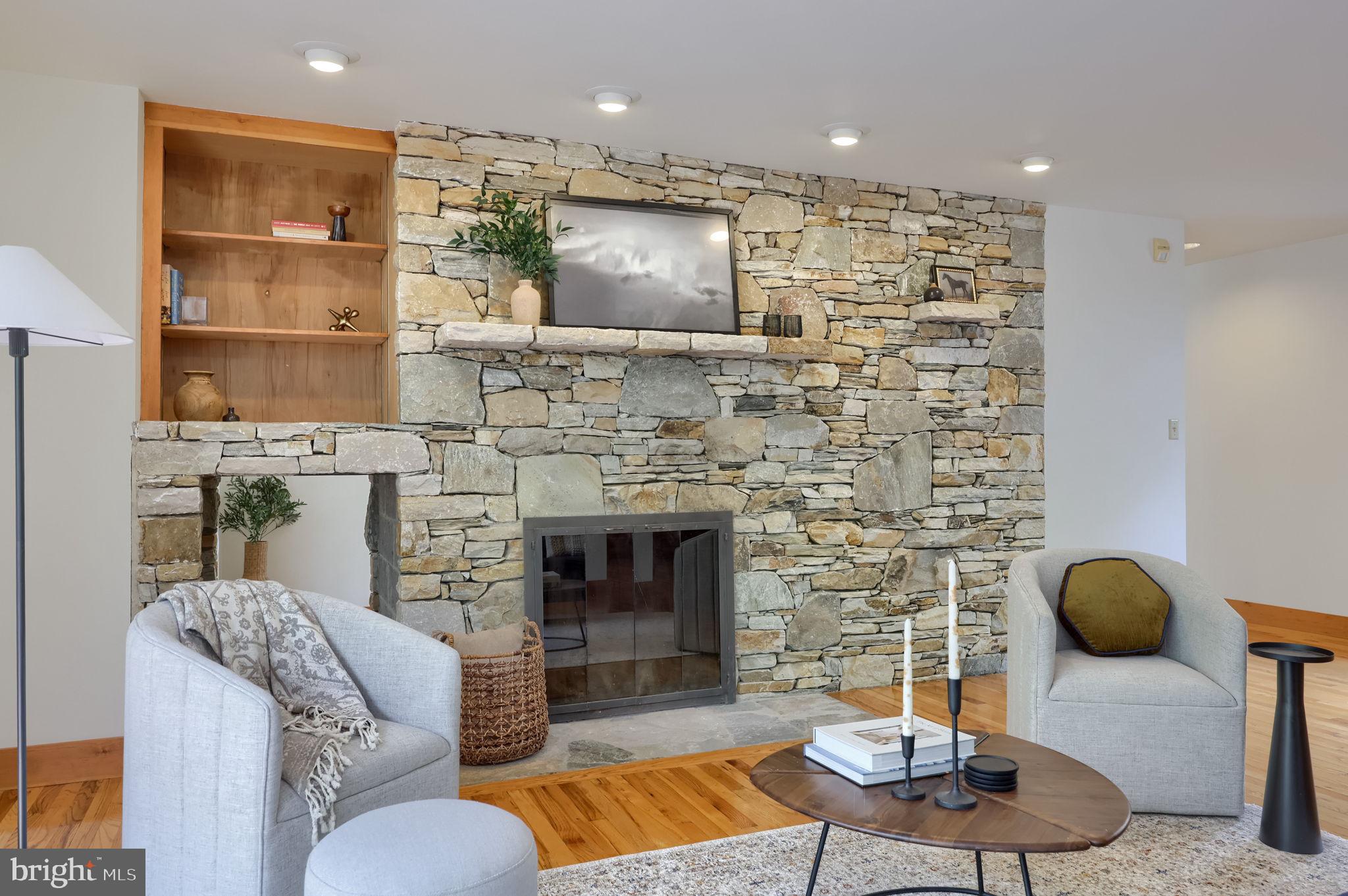 WYNDHAM HILL - Residential