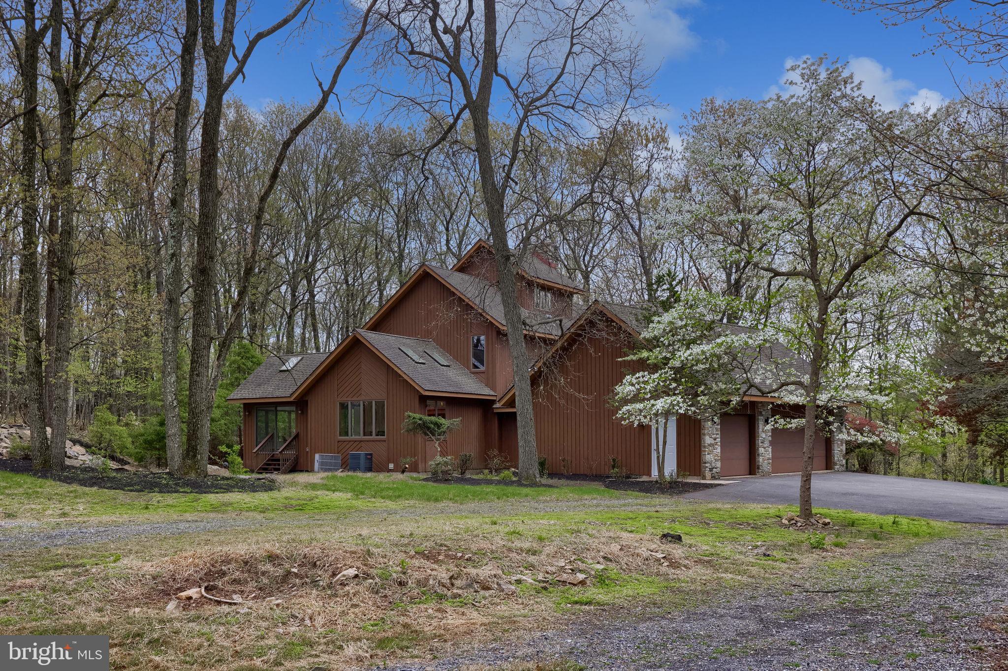 WYNDHAM HILL - Residential