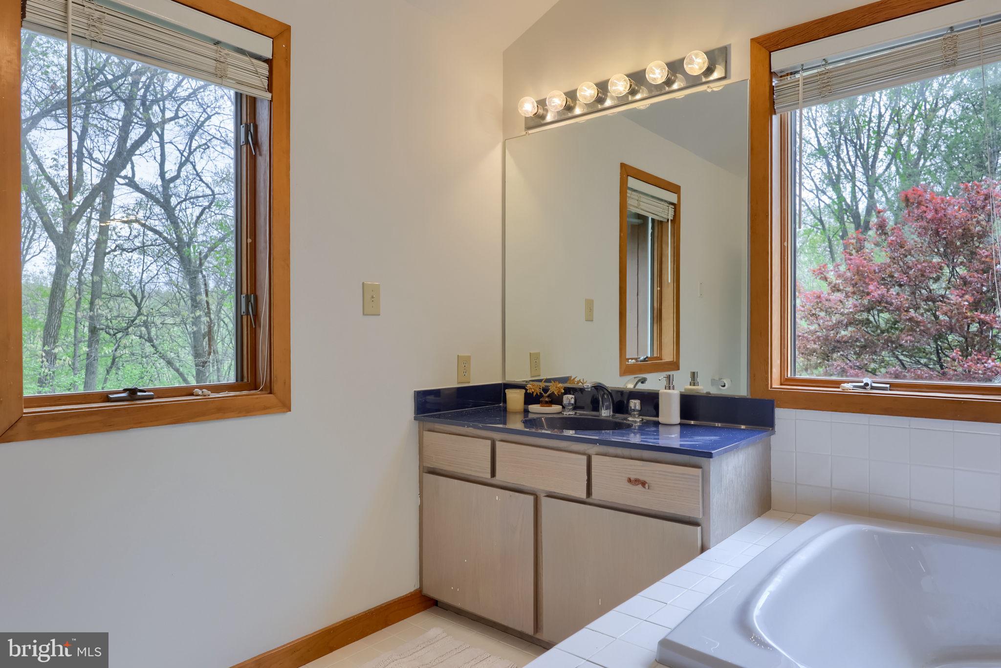 WYNDHAM HILL - Residential