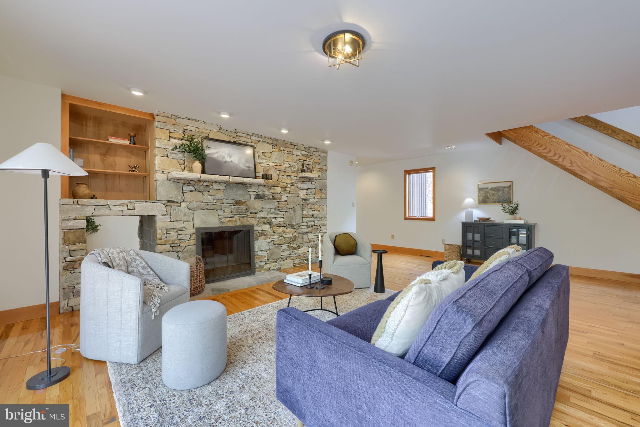 WYNDHAM HILL - Residential