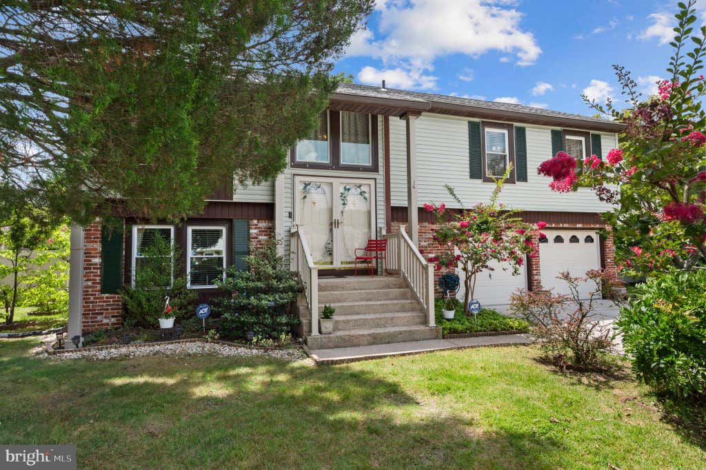 Photo of 26 Halo Avenue, SEWELL, NJ 08080 (MLS # NJGL2076850)