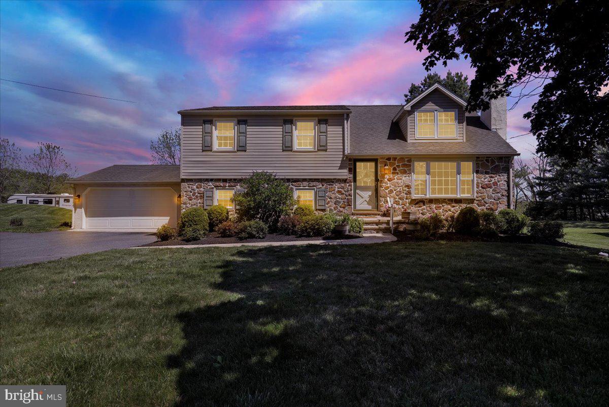 BEACON HILLS - Residential
