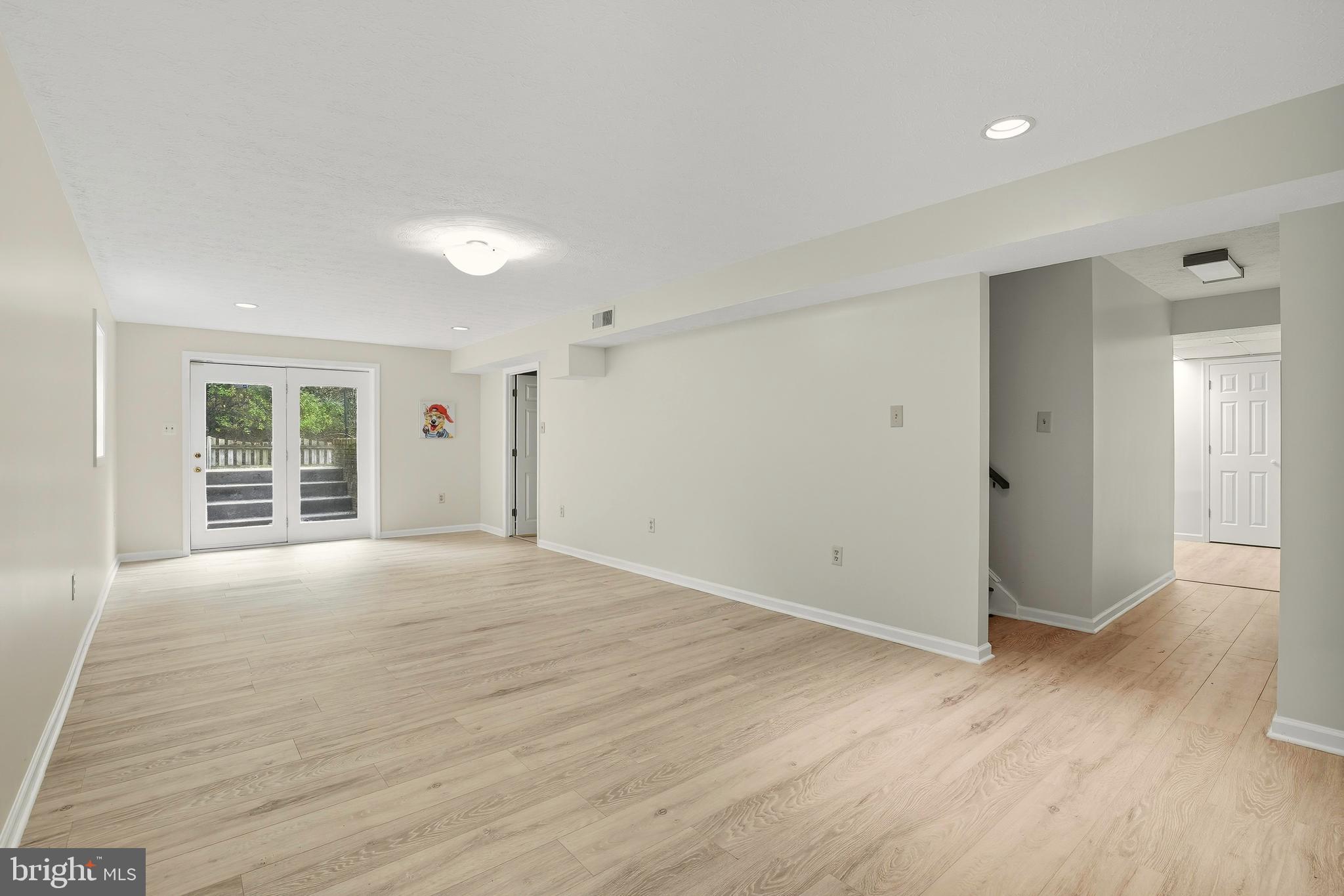 WESTSIDE STATION - Residential