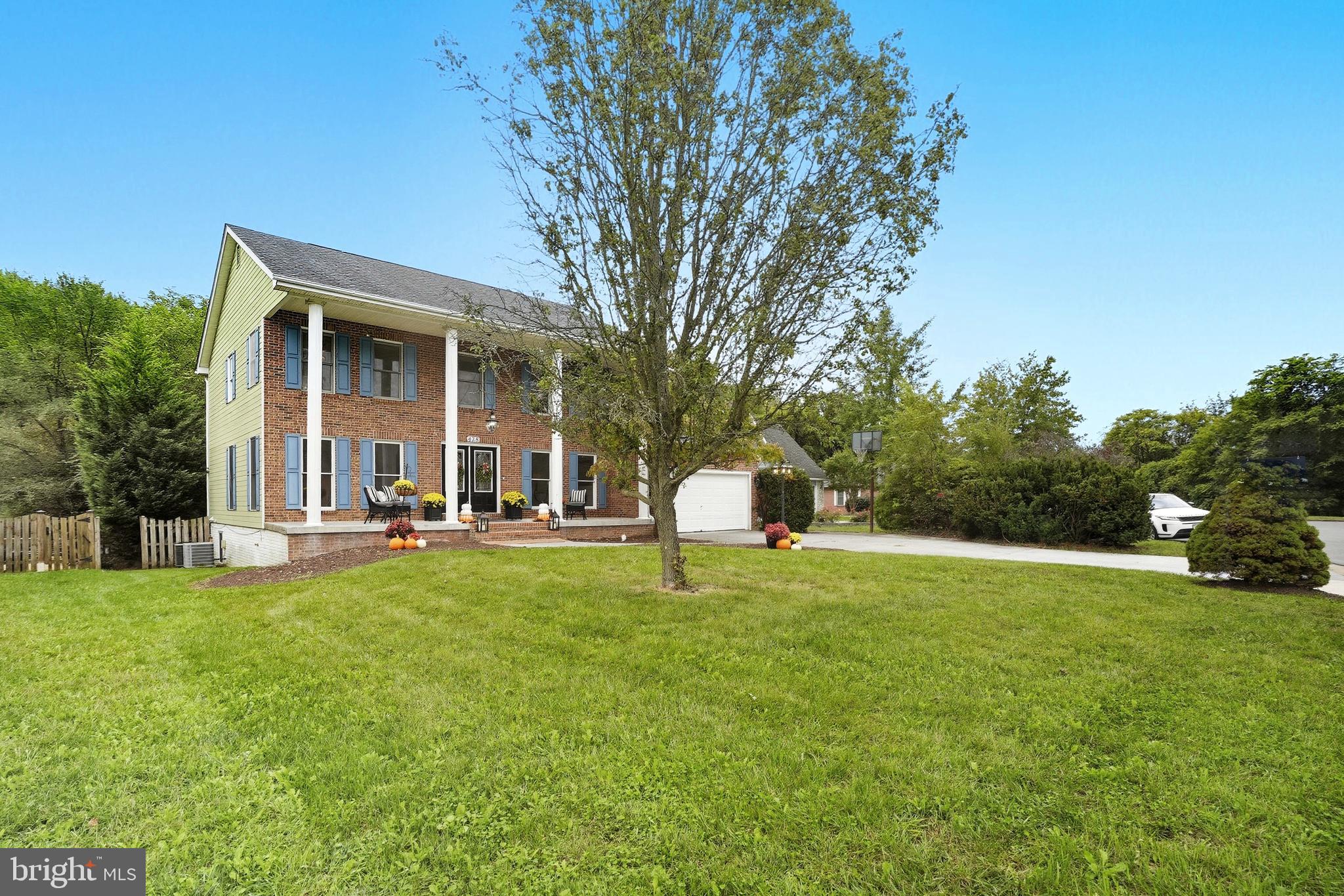 WESTSIDE STATION - Residential