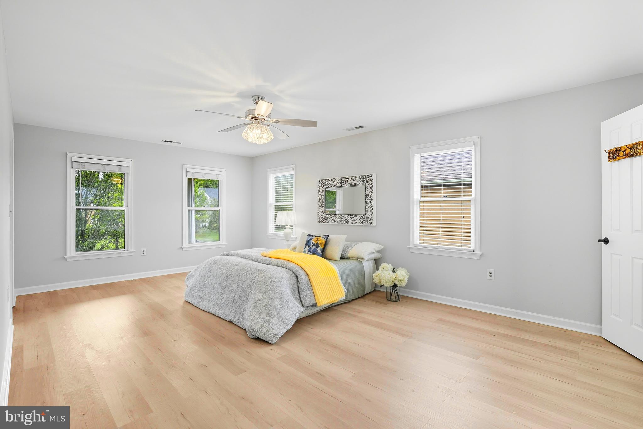 WESTSIDE STATION - Residential