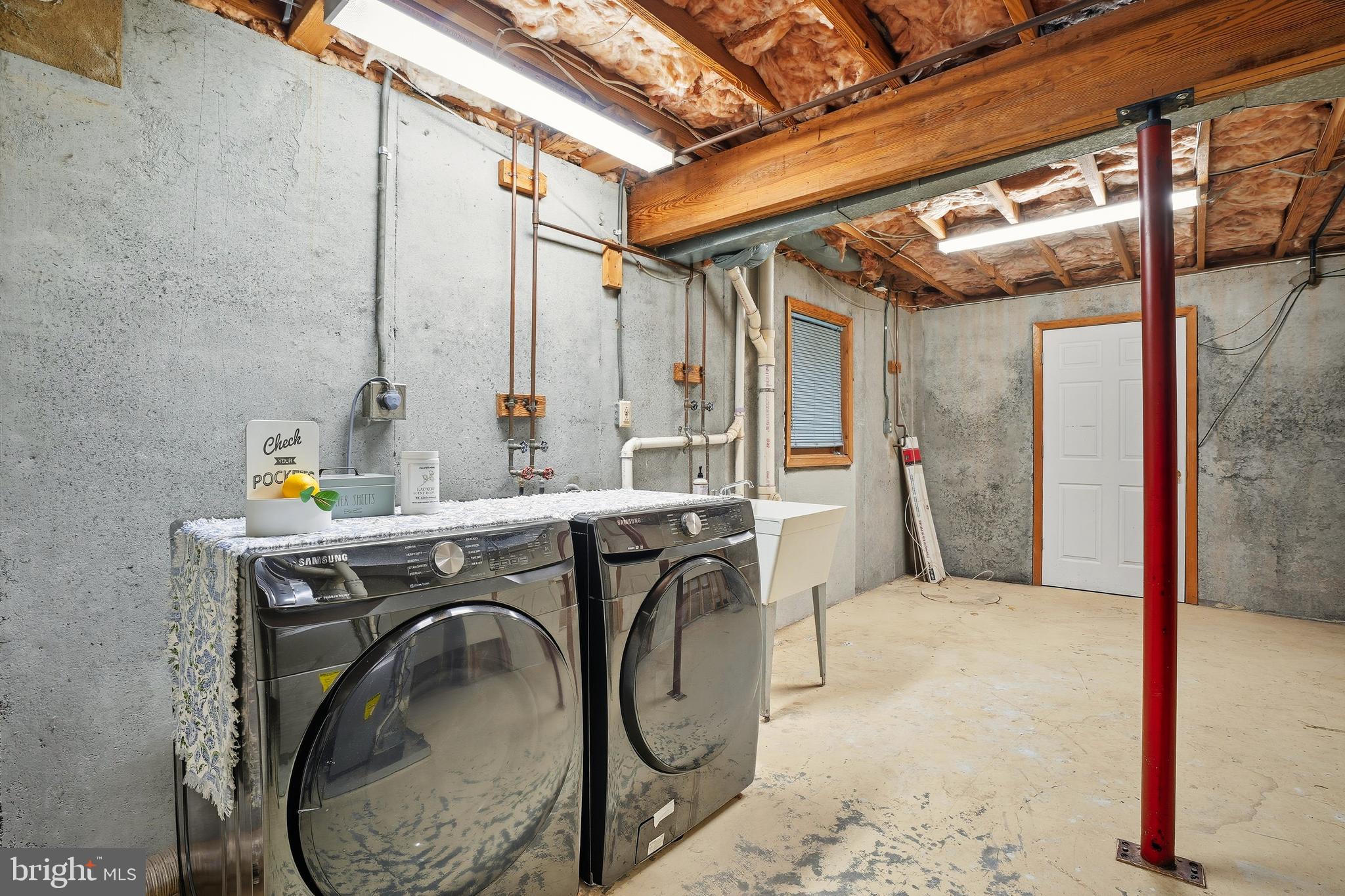 WESTSIDE STATION - Residential