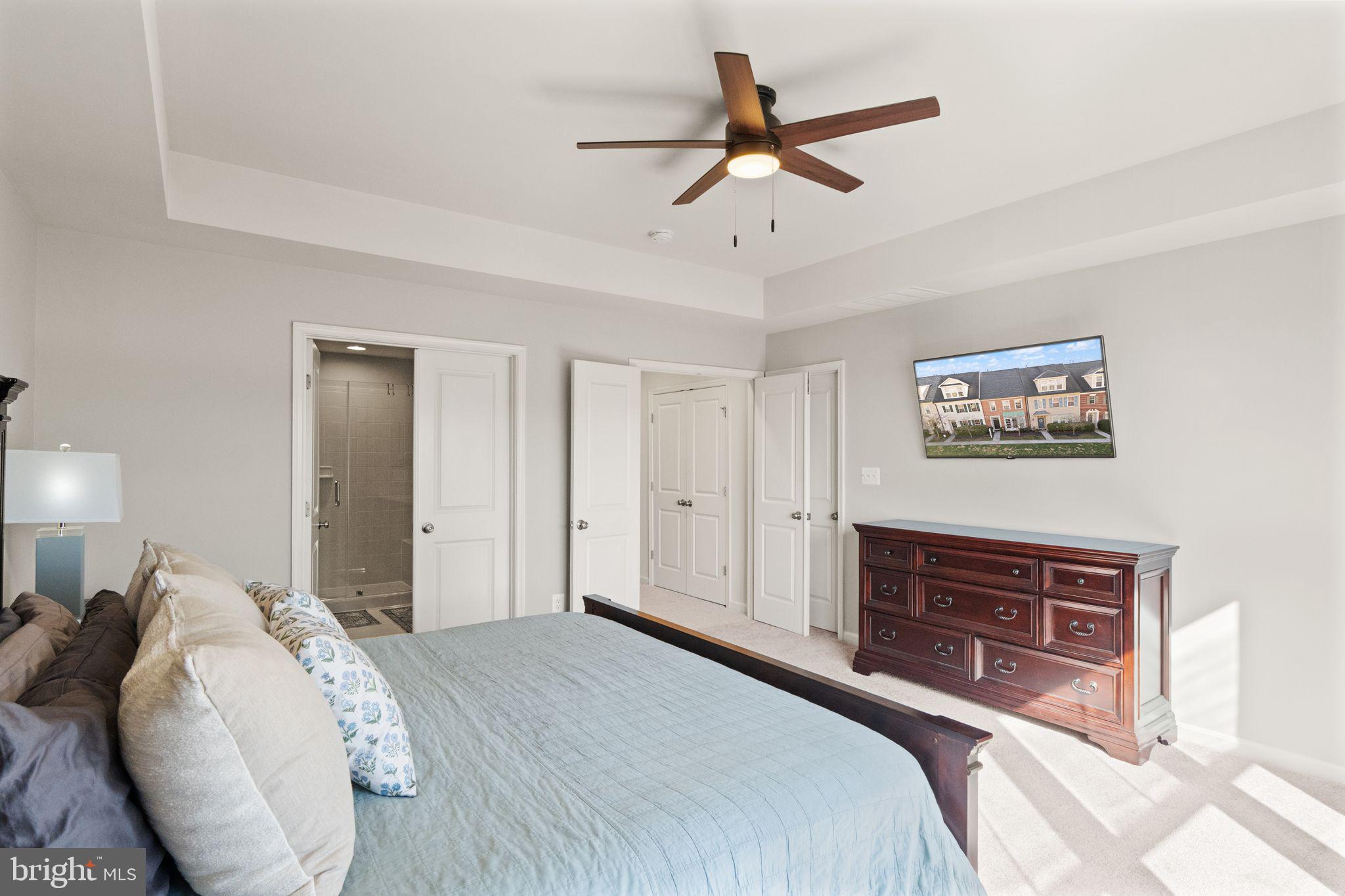 PEMBROOKE - Residential