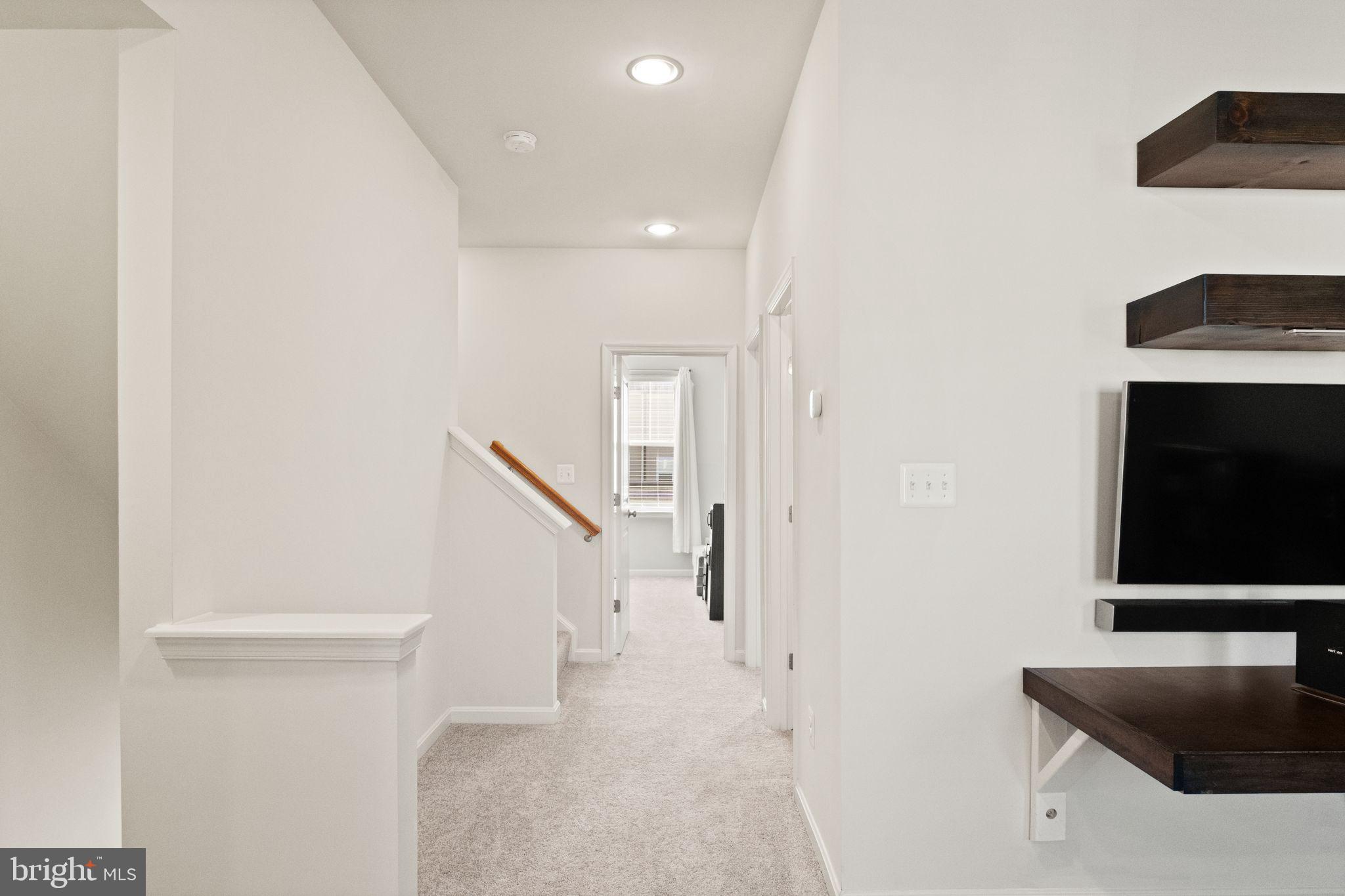 PEMBROOKE - Residential