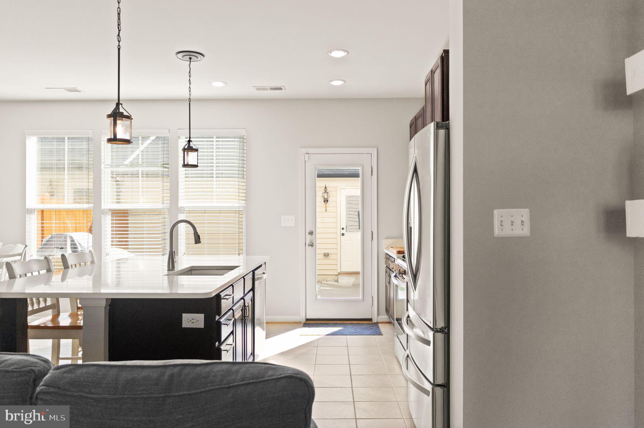 PEMBROOKE - Residential