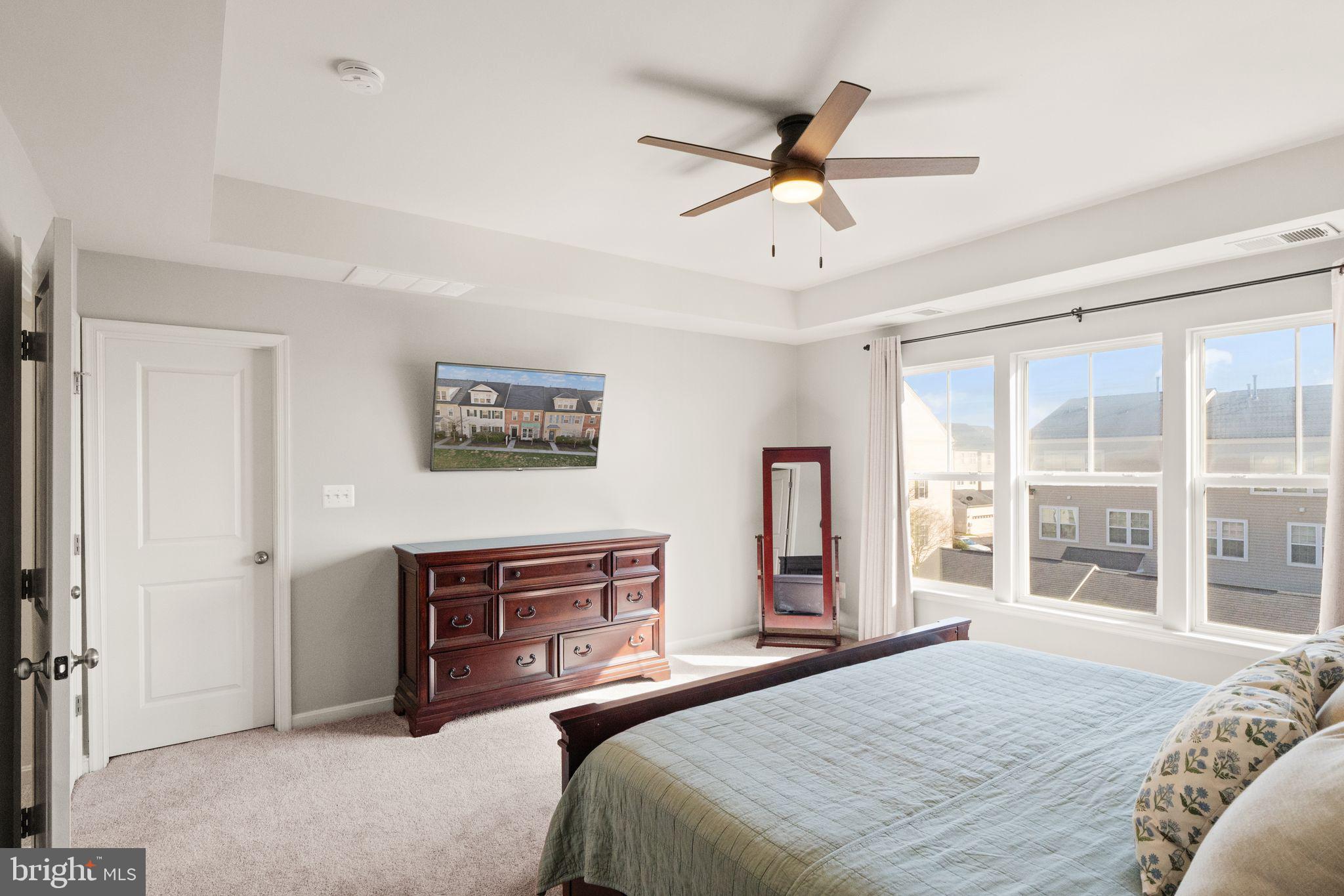 PEMBROOKE - Residential