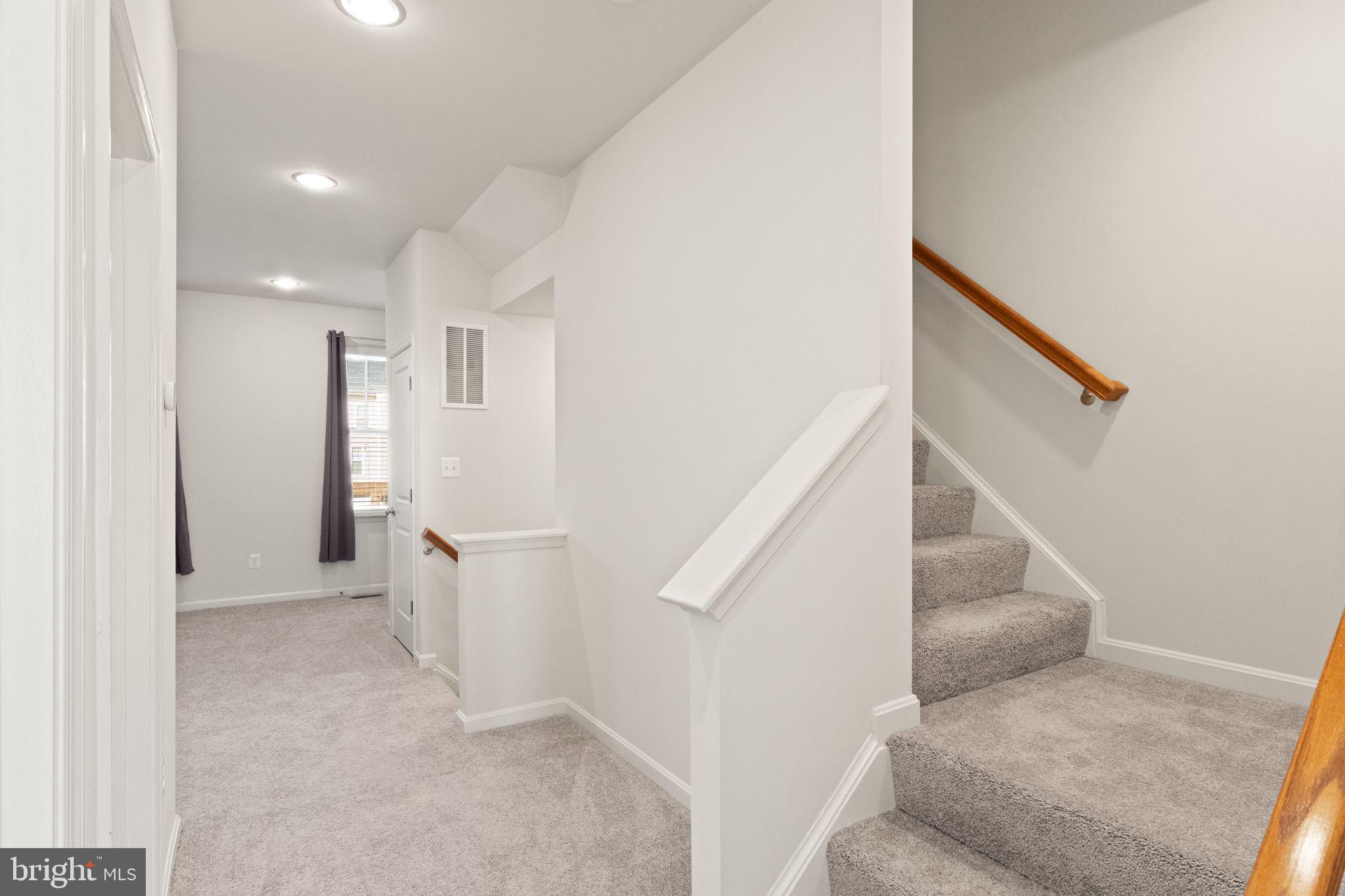 PEMBROOKE - Residential