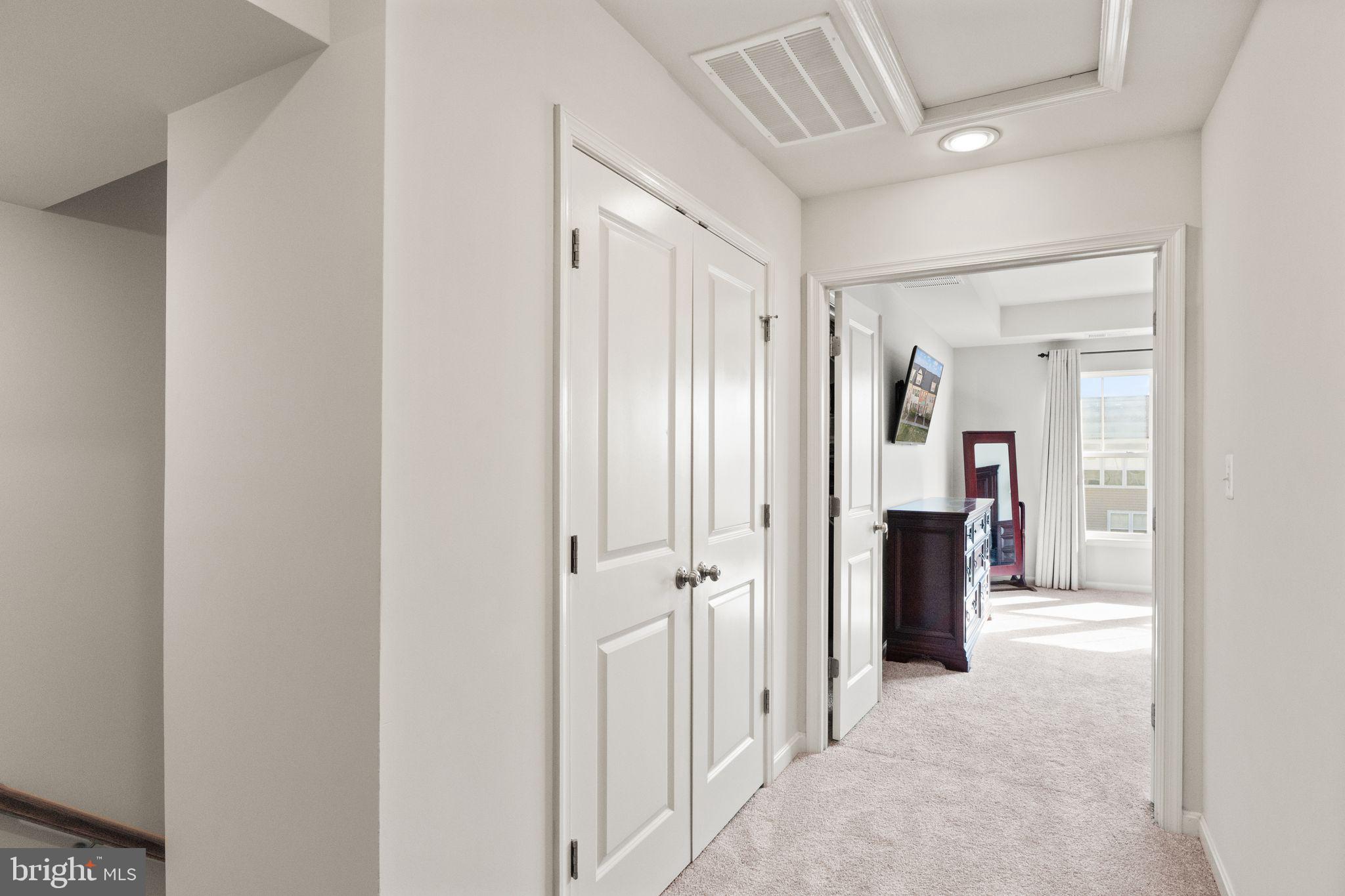 PEMBROOKE - Residential