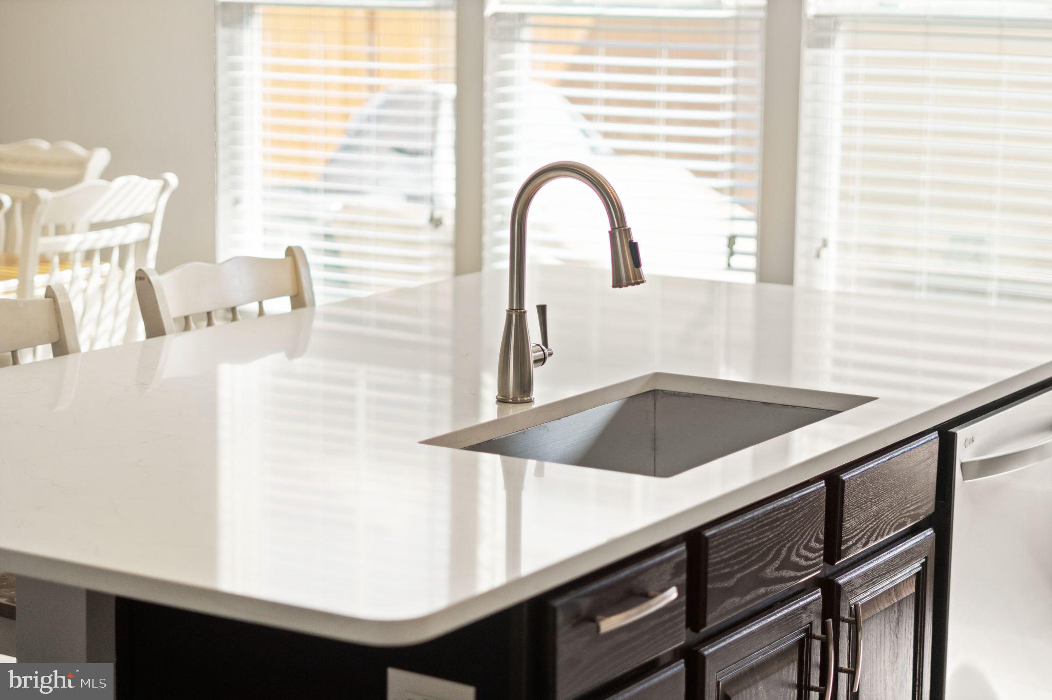 PEMBROOKE - Residential