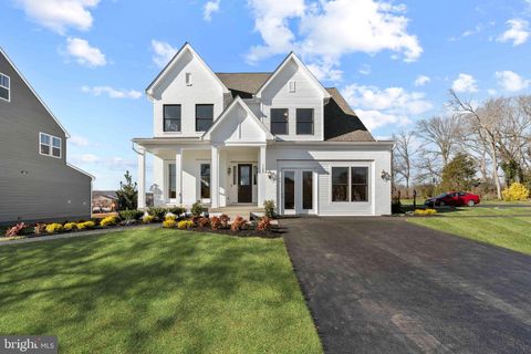 2903 WOOD VALLEY ROAD UPPER MARLBORO MD 20774