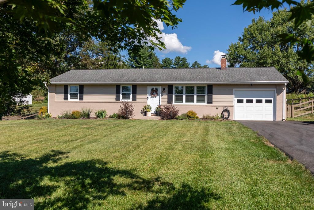 Photo of 2324 Pin Oak Drive, FINKSBURG, MD 21048 (MLS # MDCR2030460)