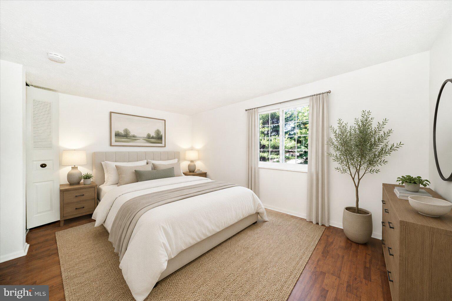 MURRAY HILL - Residential